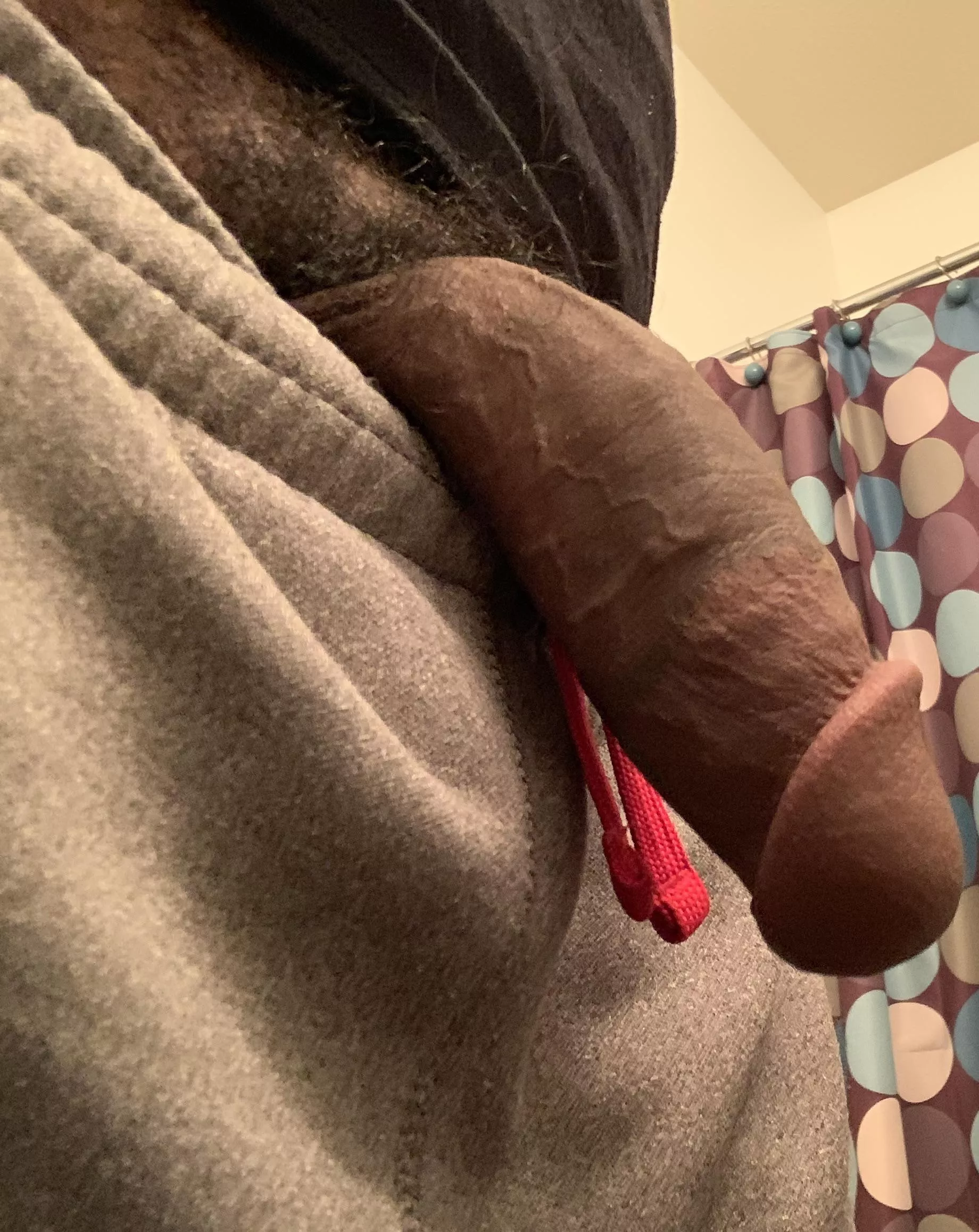 How would you milk my dick? Mouth or Pussy? ðŸ‘€ðŸ‘€