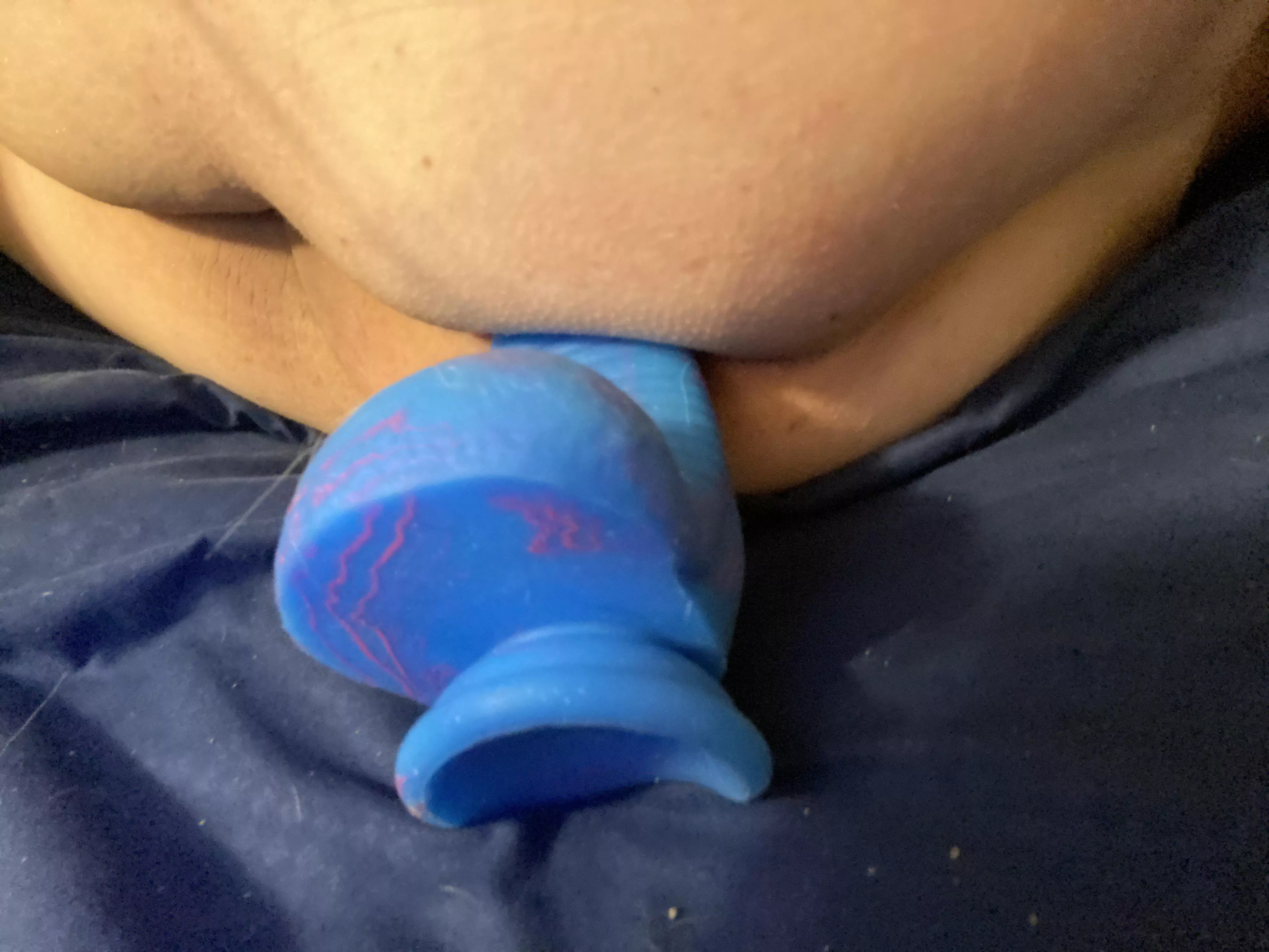 Huge 9.5 inch dildo in my ass