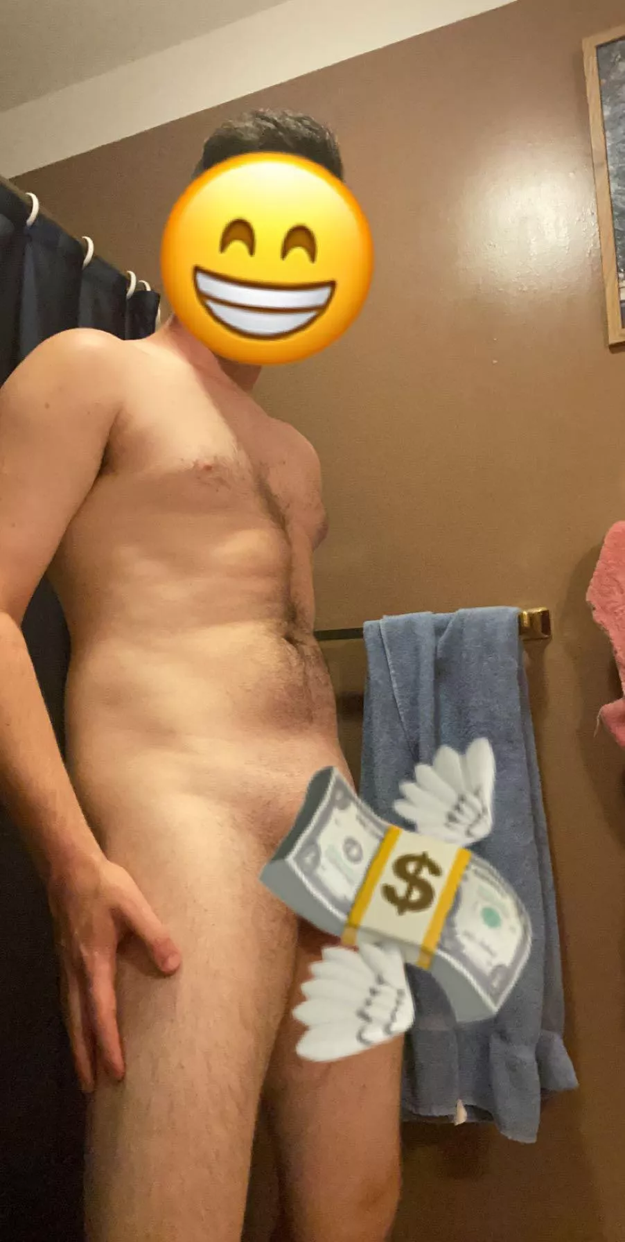 ðŸŽ Hung College Student ðŸŽ Multiple Postings Weekly ðŸŽ In the BATHROOM, in the CAR and even at WORK ðŸŽ Click my link below and join now! ðŸŽ