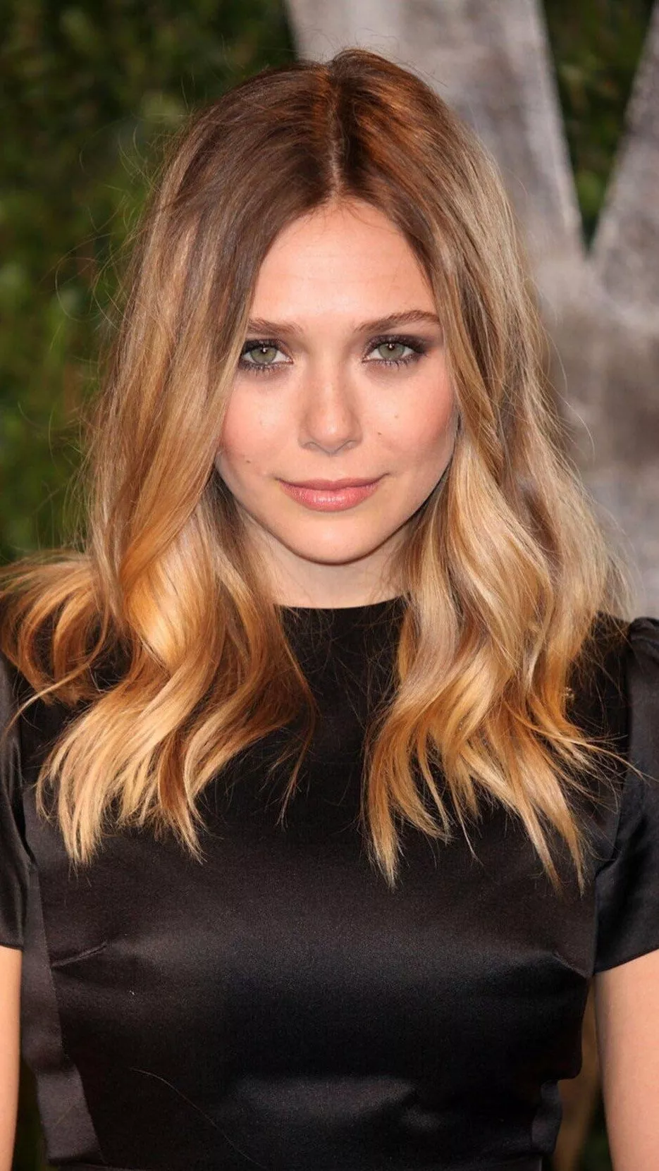 I am so horny for godess elizabeth olsen and need to blow such a big load for her