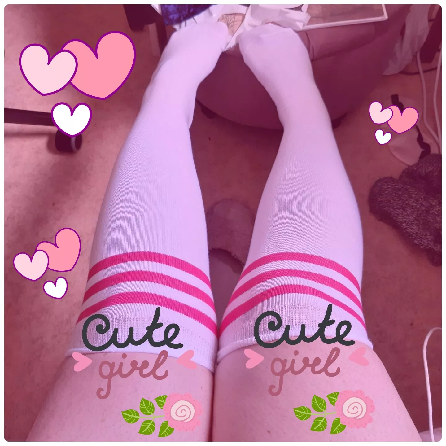 ðŸ» I bought a pair of super cute over-the-knee socks the other day.. ðŸ˜ðŸ’–ðŸ§¦So happy!