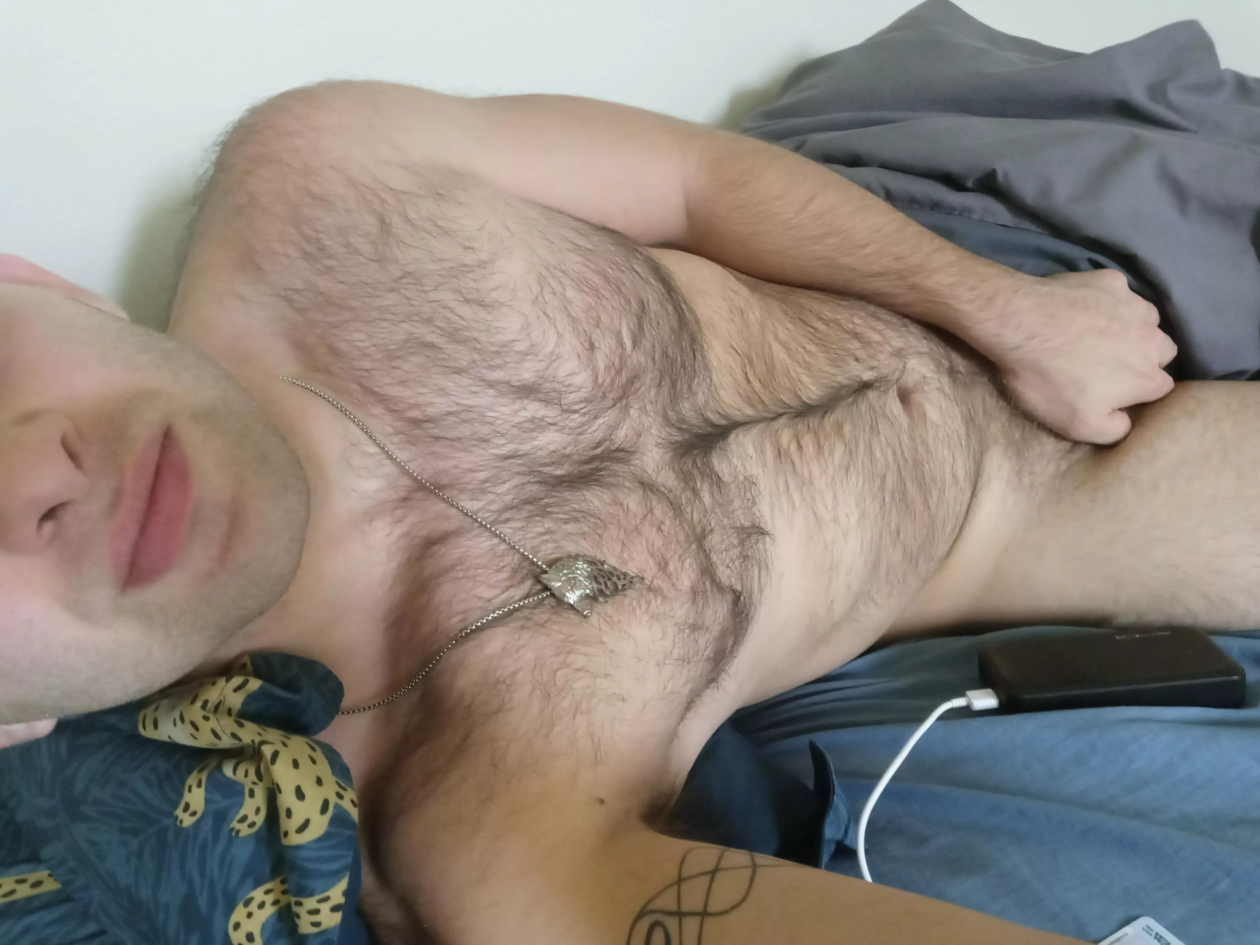 I Didn't think hairy guys were popular enough for our own subreddit ðŸ˜²ðŸ˜²ðŸ˜²