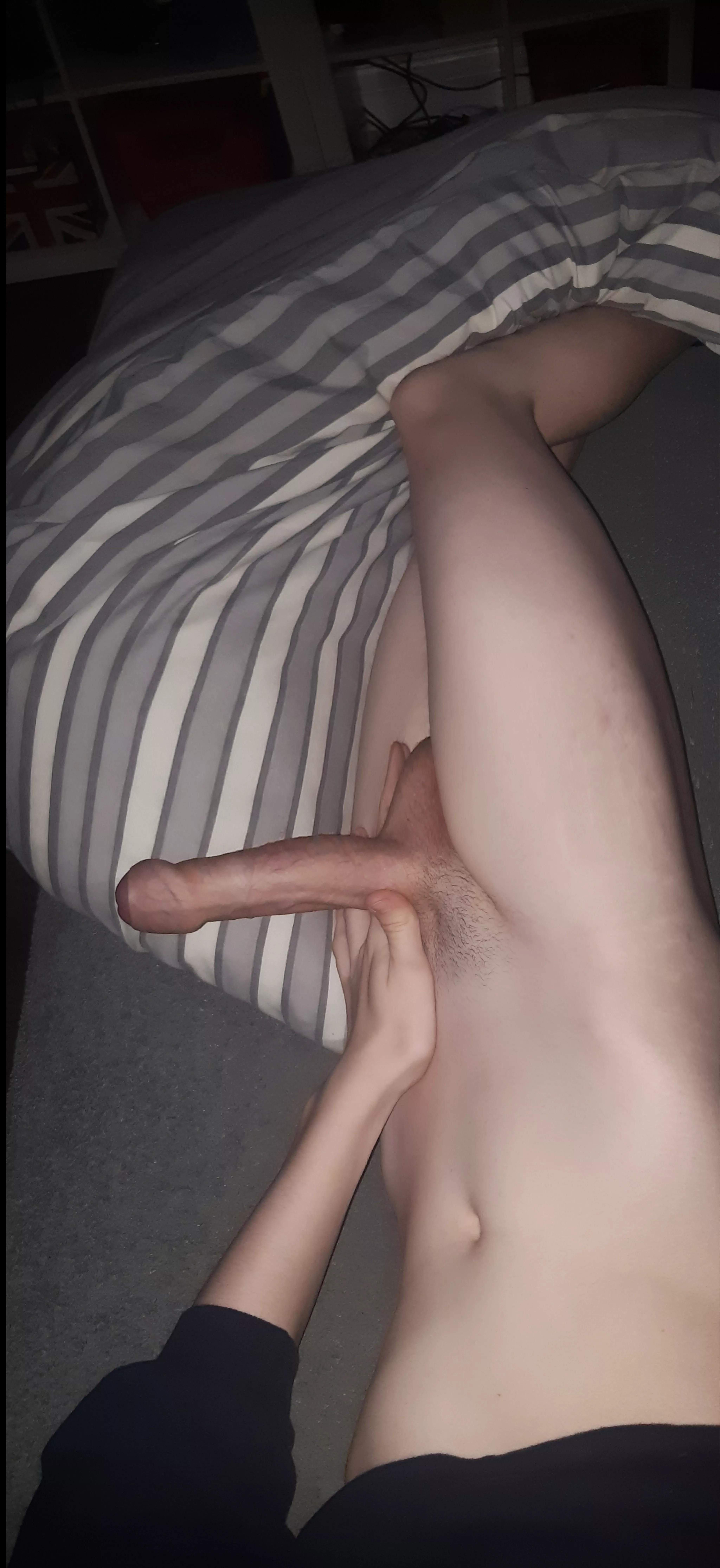 I hope all you lil twinks appreciate my twink body and my cock ;)