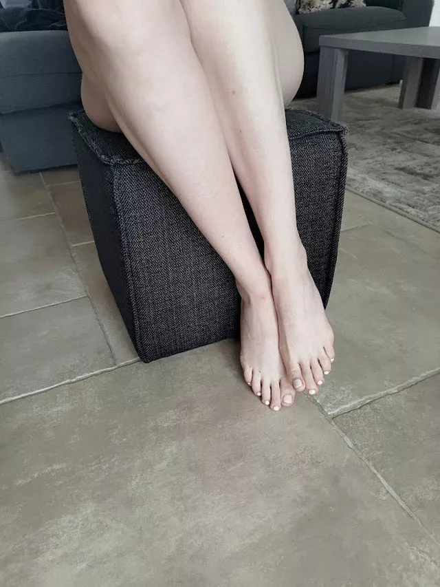 I hope you guys like my feet pics?