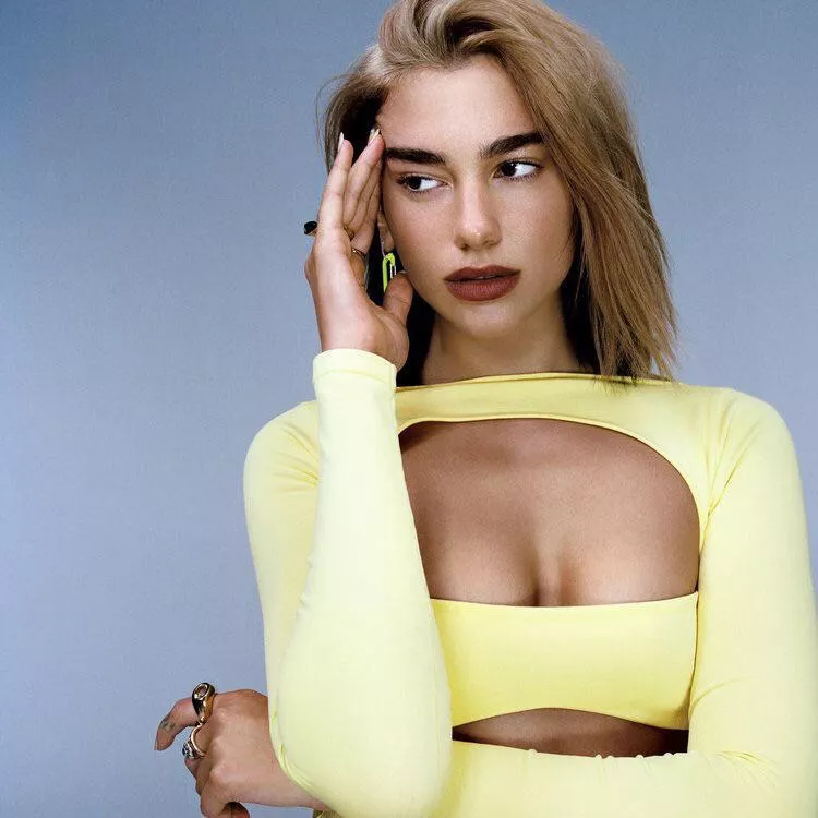 I just canâ€™t quit Dua Lipa. Anyone up for a laidback rp?