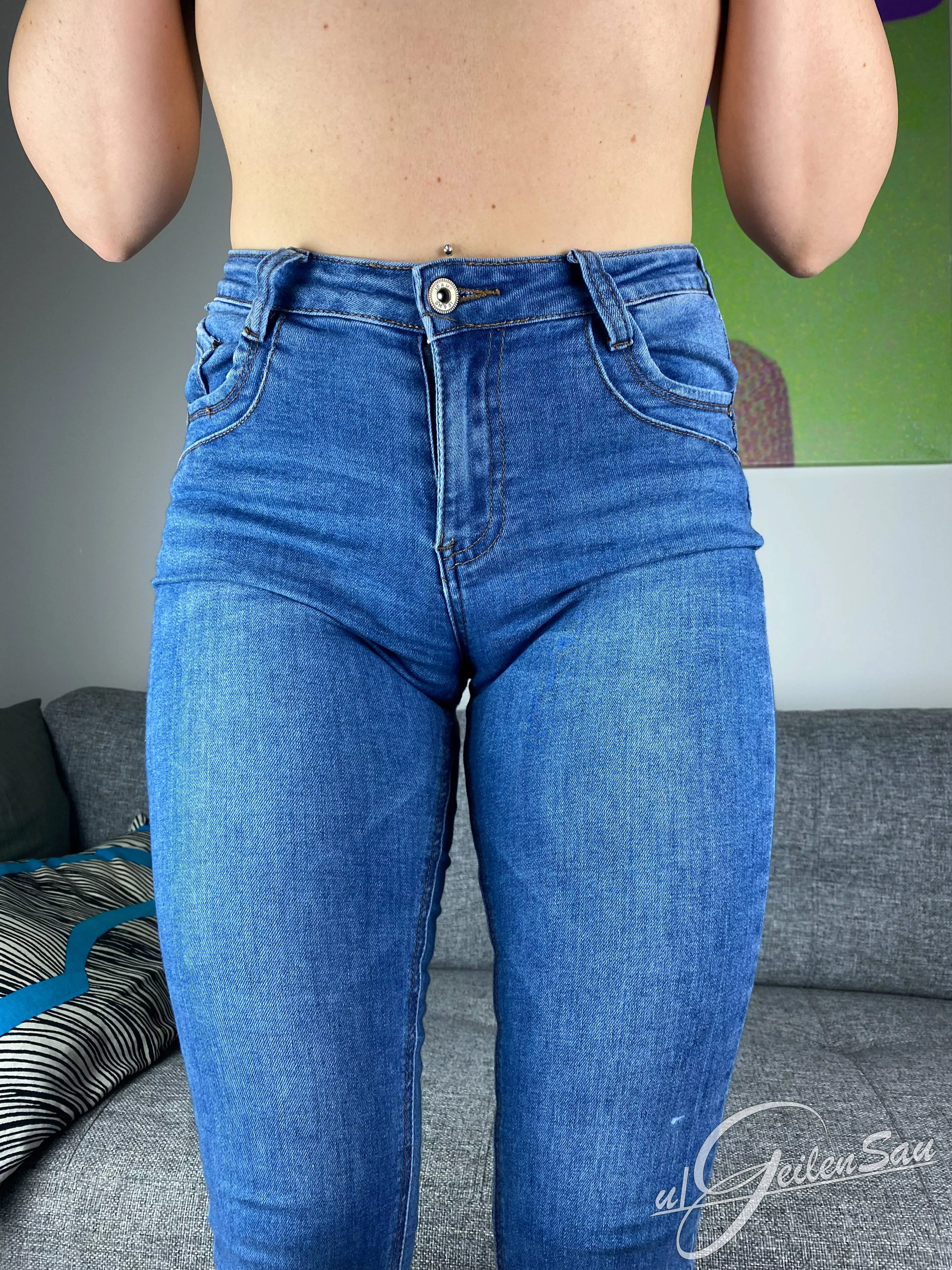 I like it when the jeans are very tight between my labia and she gets the attention she needs