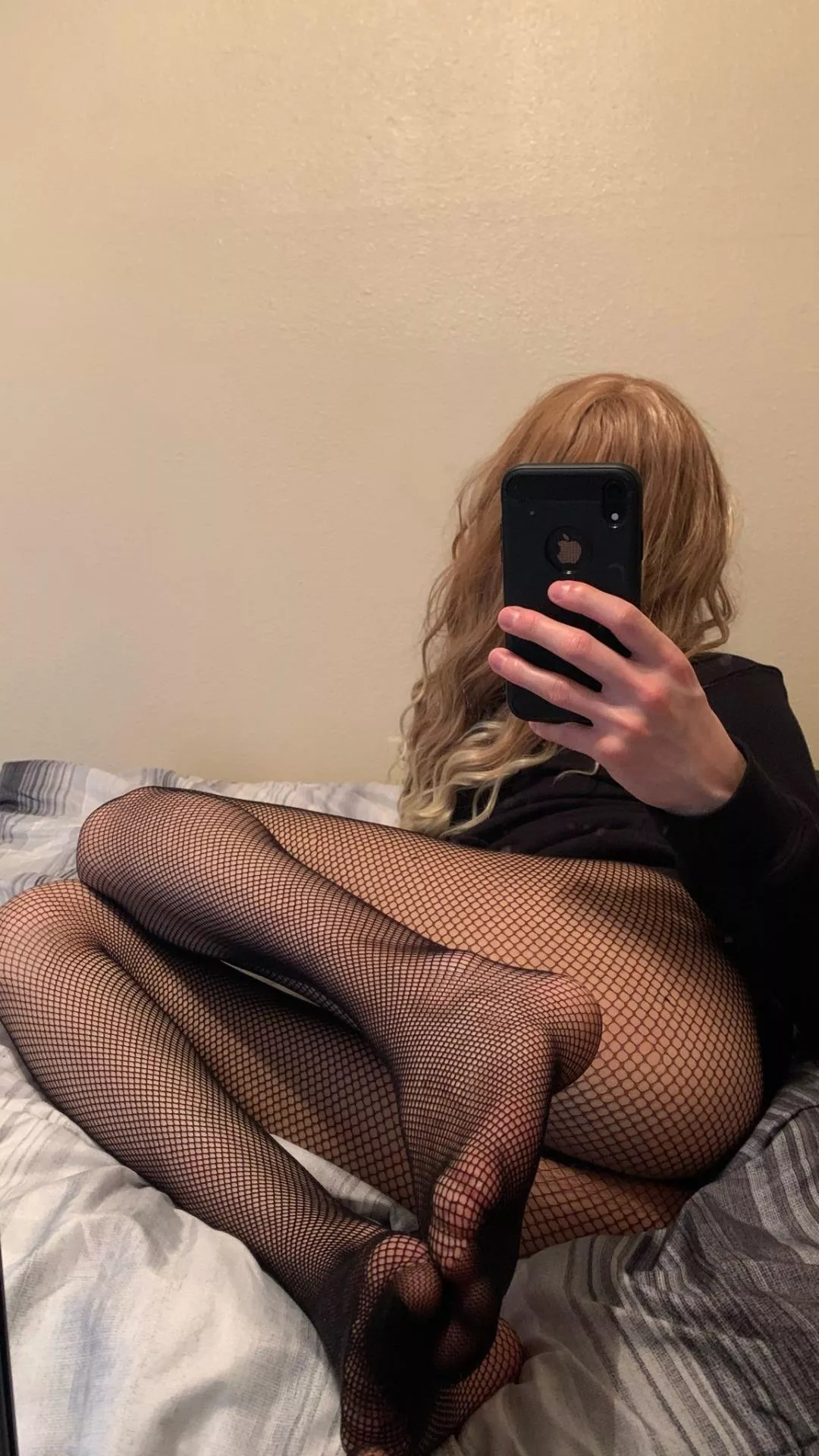 I love fishnets 🖤