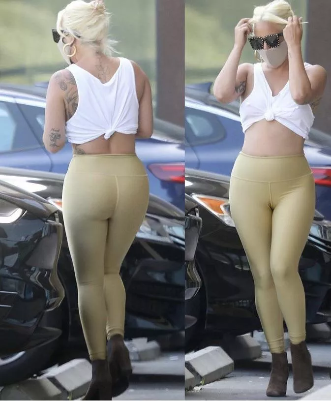 I love Gaga’s ass so much 🥵