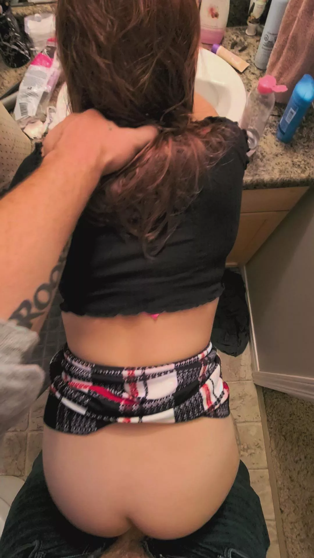 I love getting railed in a friends bathroom (f) (m)