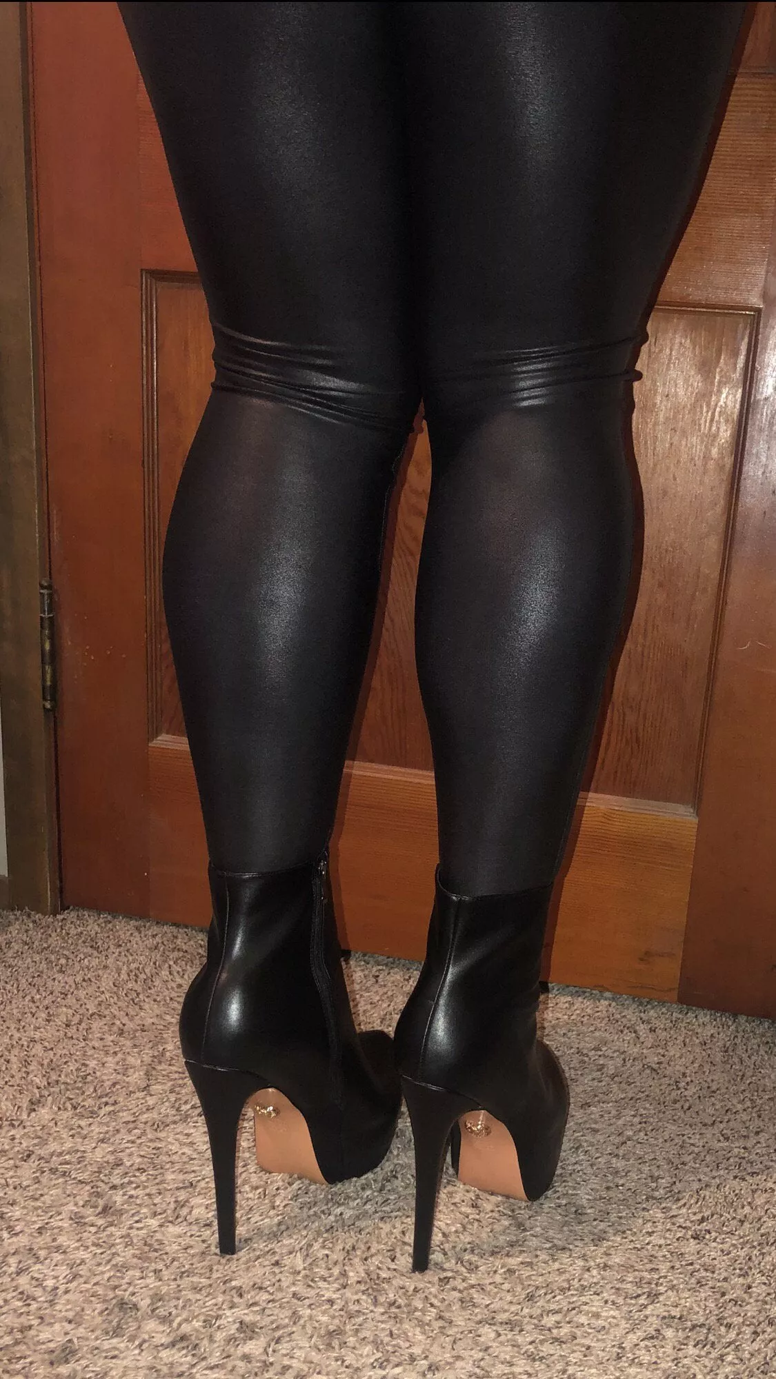 I love leather leggings.