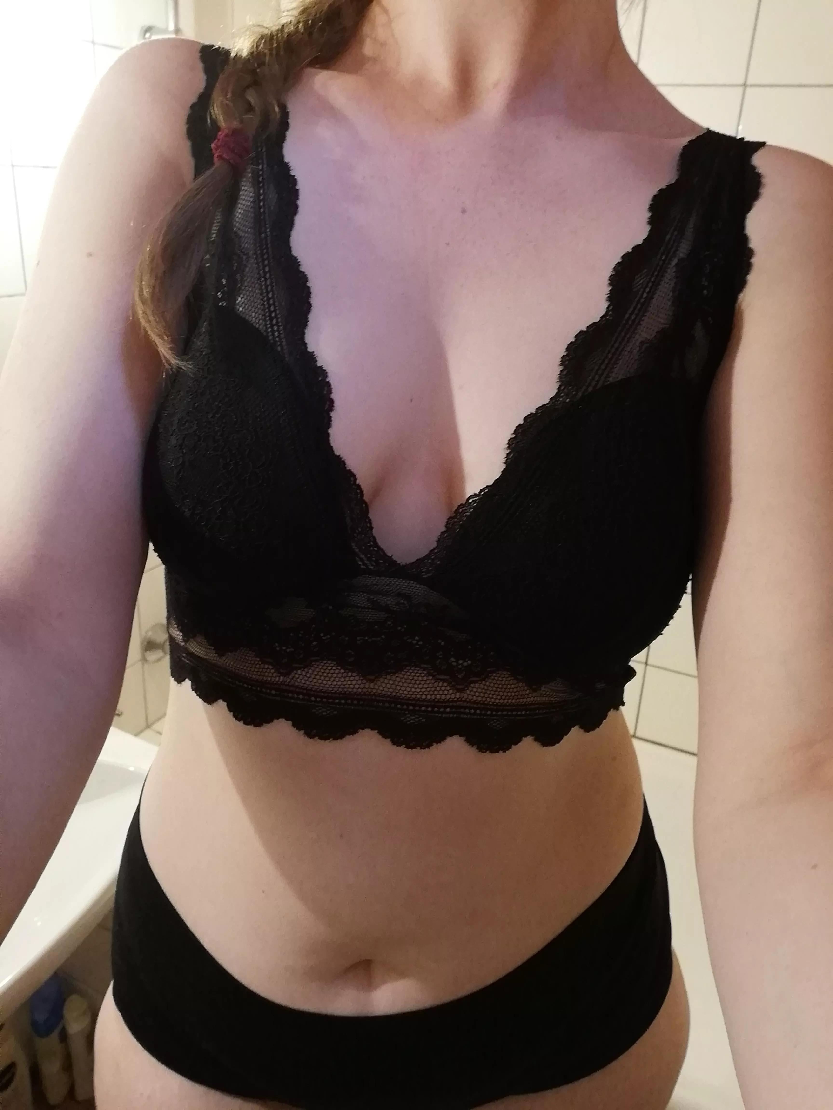 I love my new bra! ðŸ˜„ What do you think? ðŸ˜Š