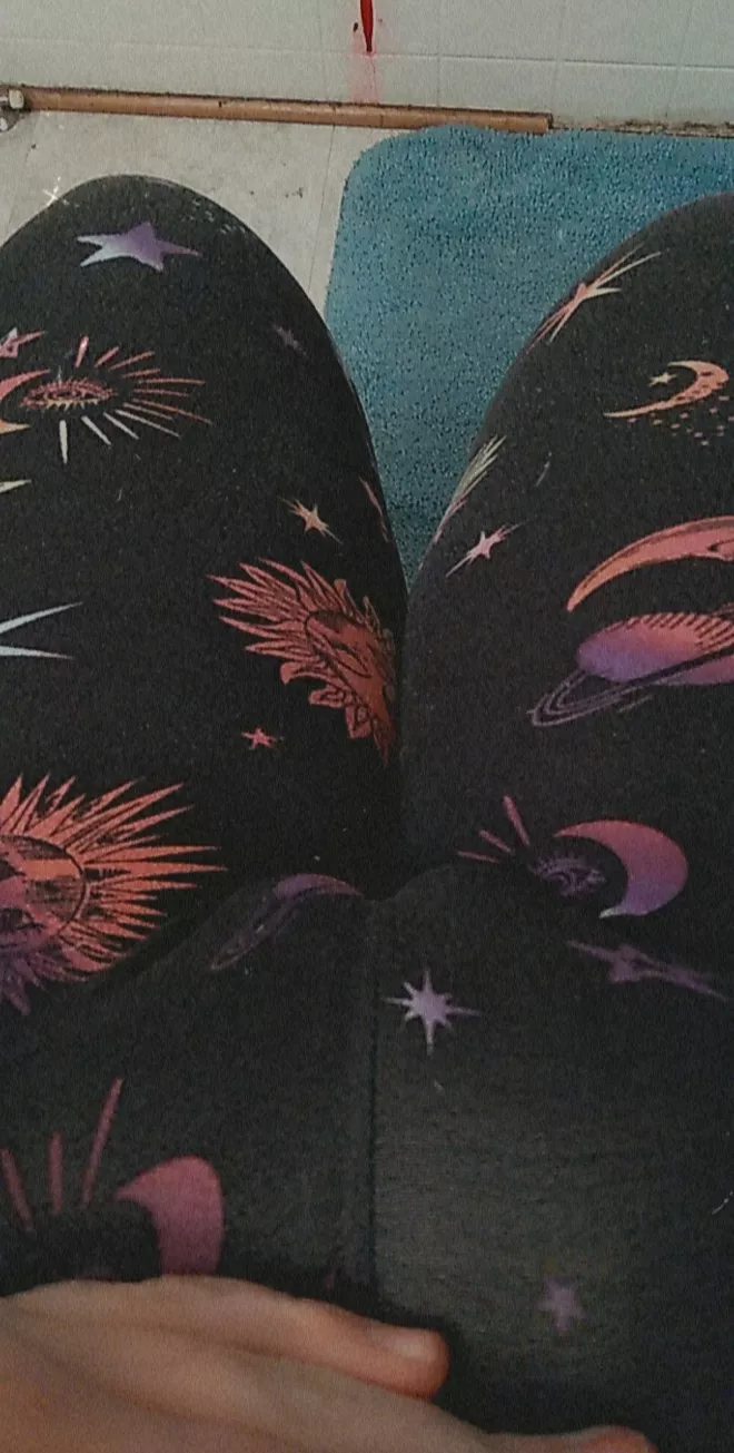 I love my new leggings ♡