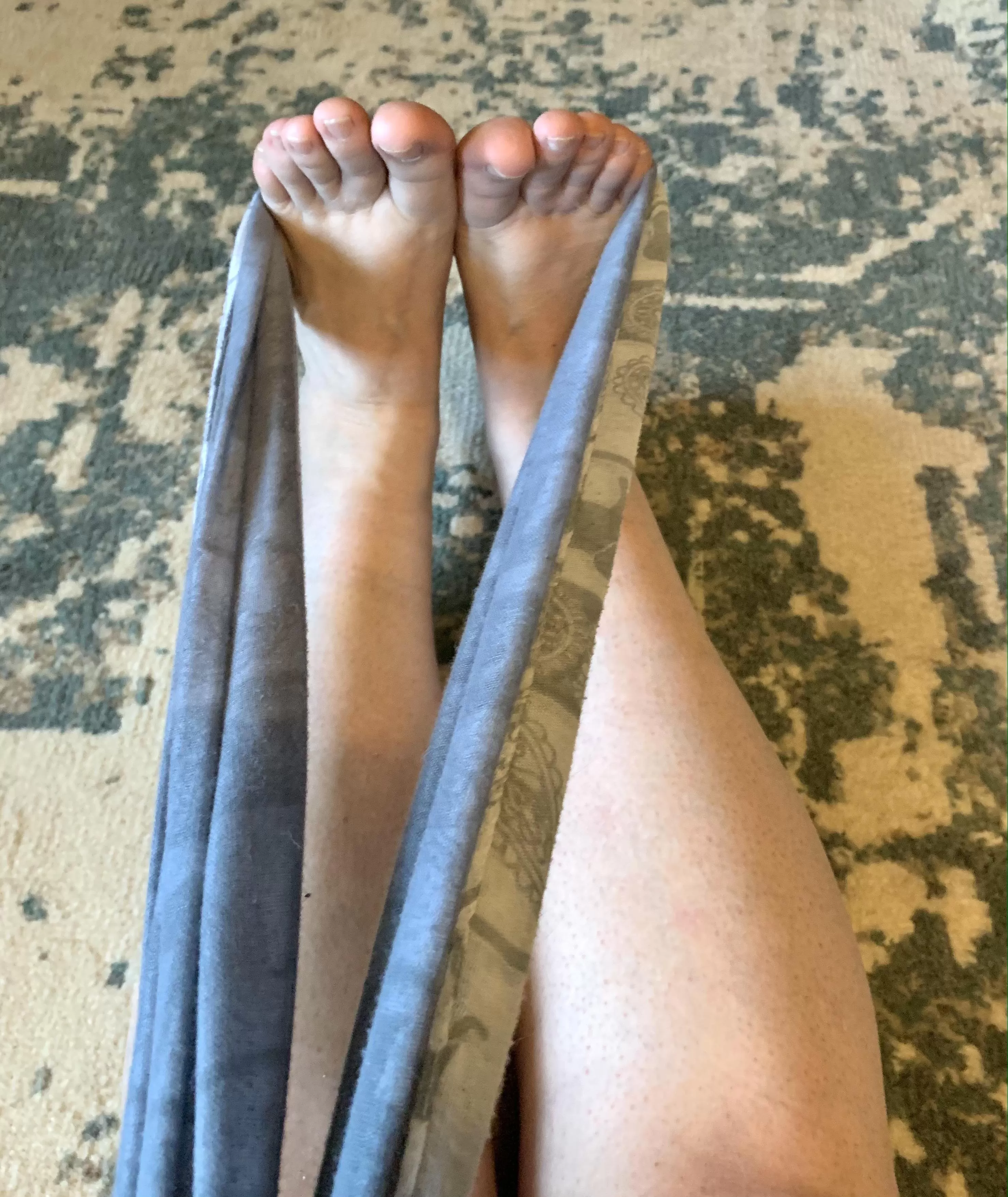 💋I love to tie my feet💋FREE SUBSCRIPTION! 👠 Feeturing ⭐ Bathtub Wine and Olga Smashballs🌟 All original feet pics and vids 📷 🐷OF Link in comments💋