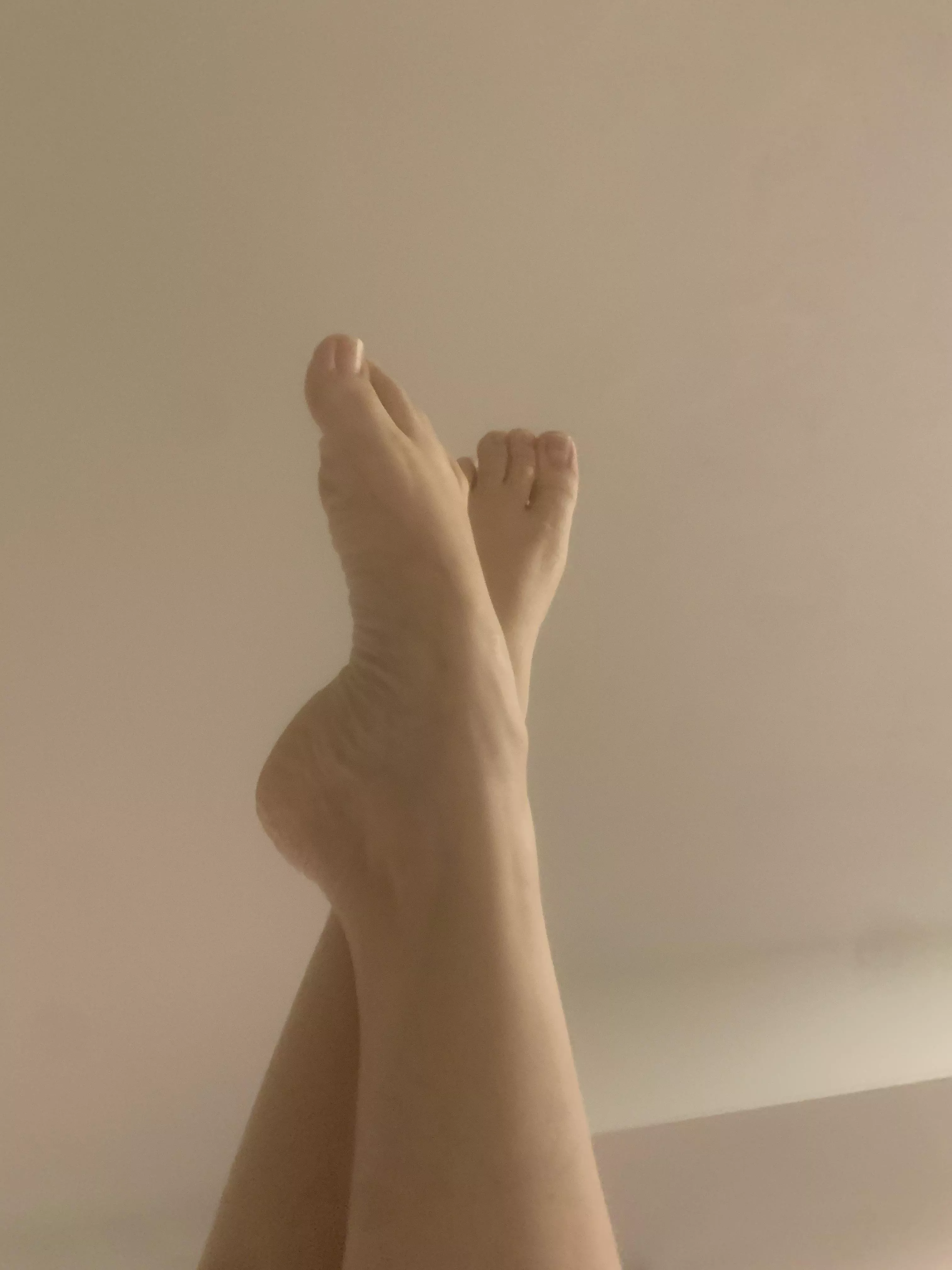 I love when you suck my toes ðŸ’¦ðŸ’‹