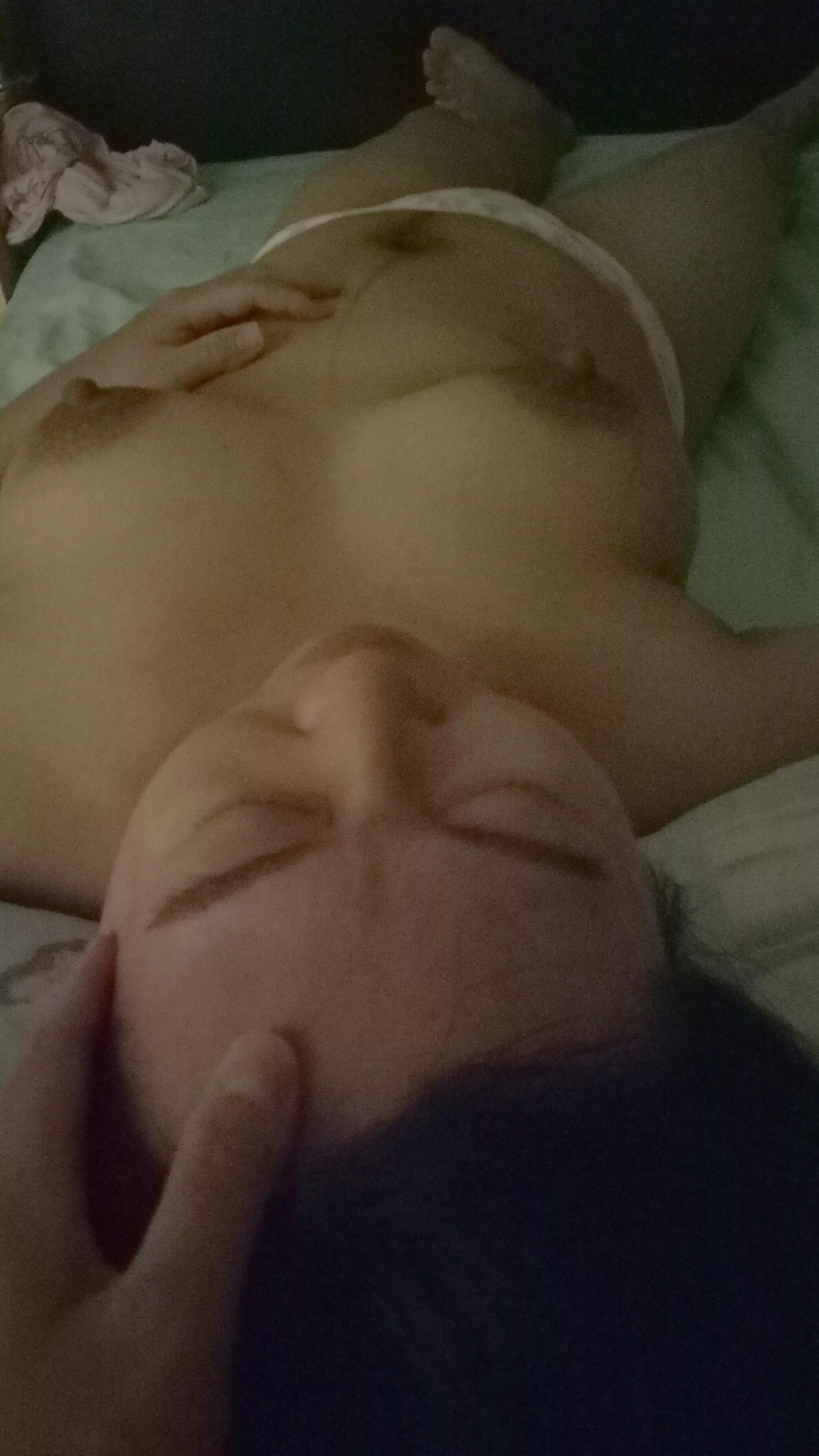 I need a big cock into my tight pussy. Be my first non Asian fuck.😊😌😌😌