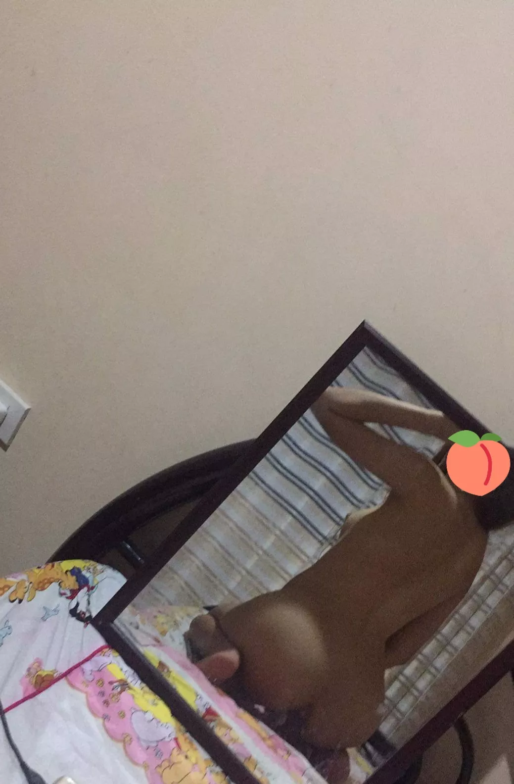 i remember sending this at midnight to my long distance ex months ago.. my guy travelled 40+ kms and arrived shortly ðŸ¤£ [f]