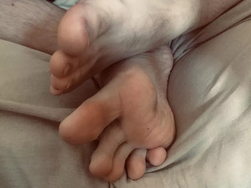 I see you staring at my sweaty, smelly gym feet, roomie... lucky for you, Iâ€™ve always wanted to know what your tongue feels like. Get on your knees ;)