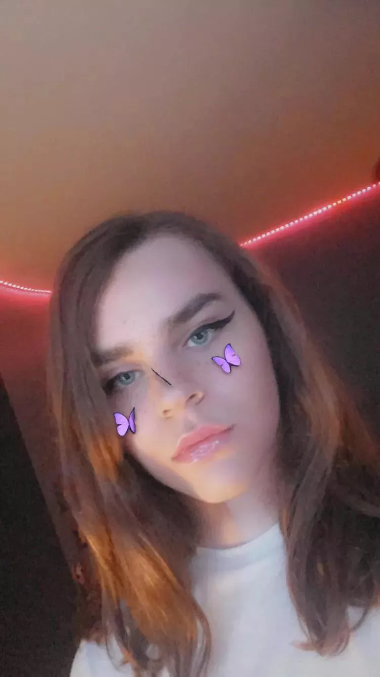 I think Iâ€™m pretty cute what do you think? ðŸ’•