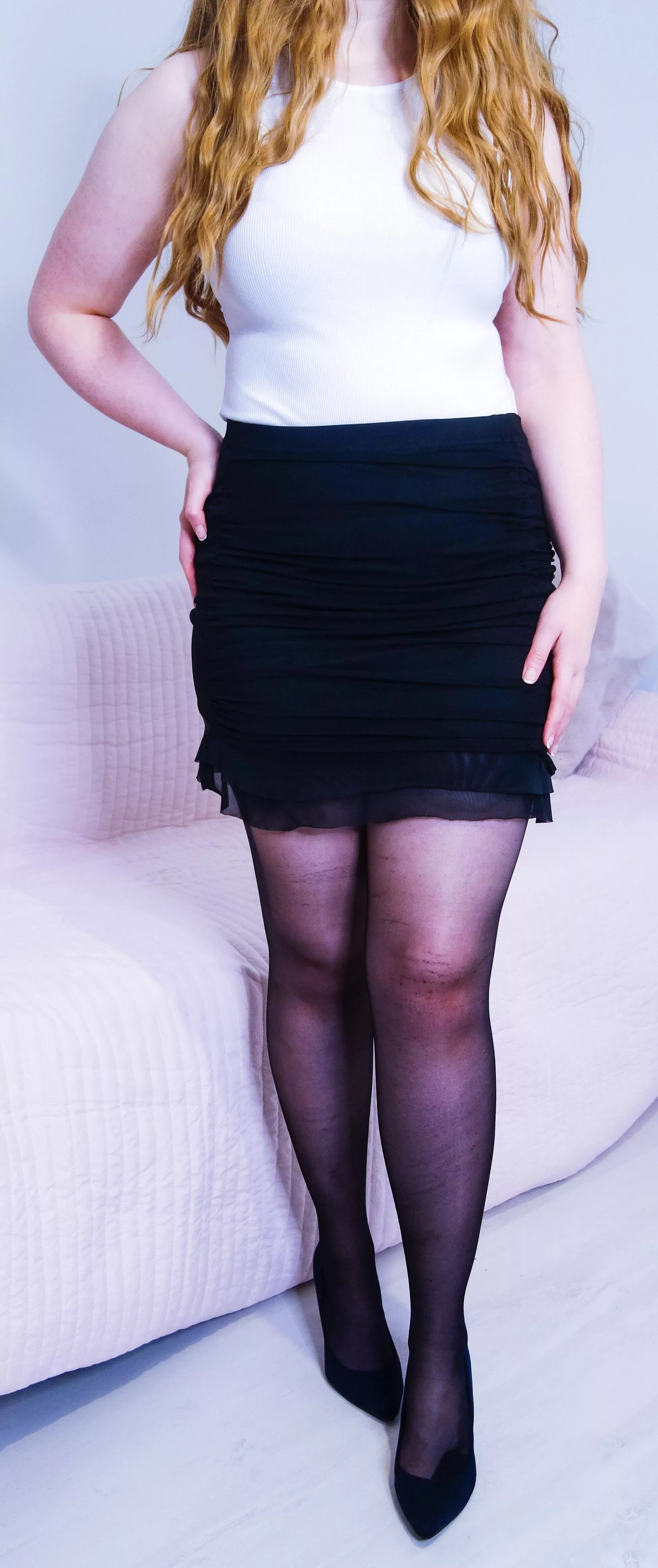 I think Pantyhose make every outfit 10X classier, do you?