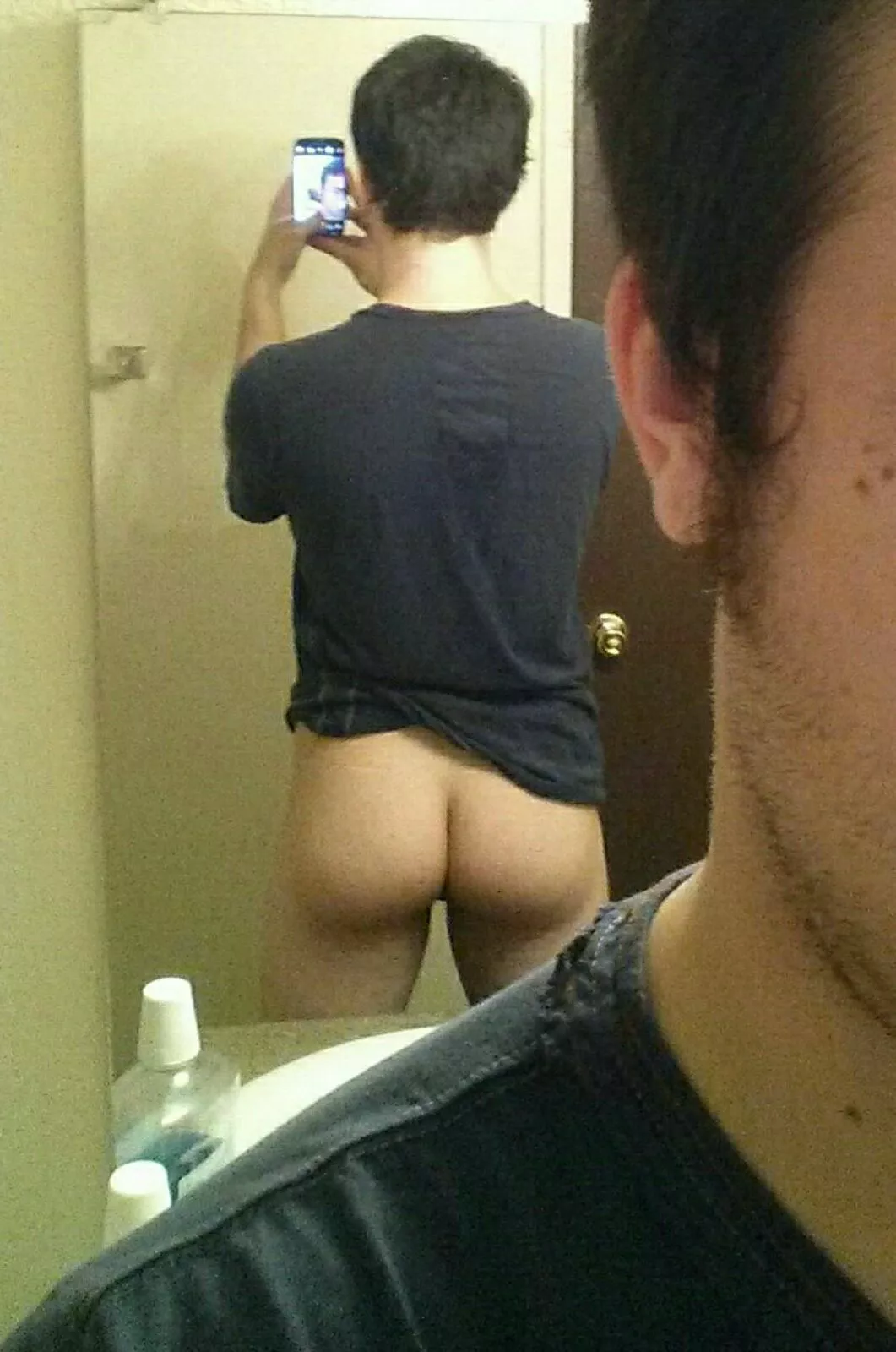 I was asked to share this ass. Enjoy!