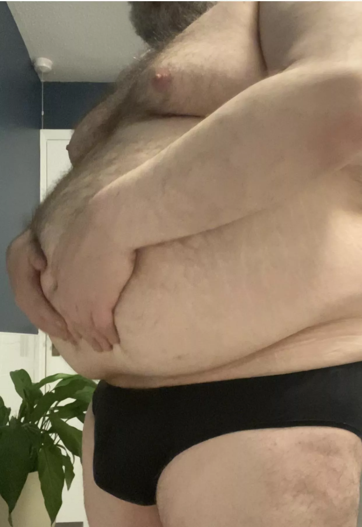 I was making a video of my belly jiggling and thought this looked pretty good…