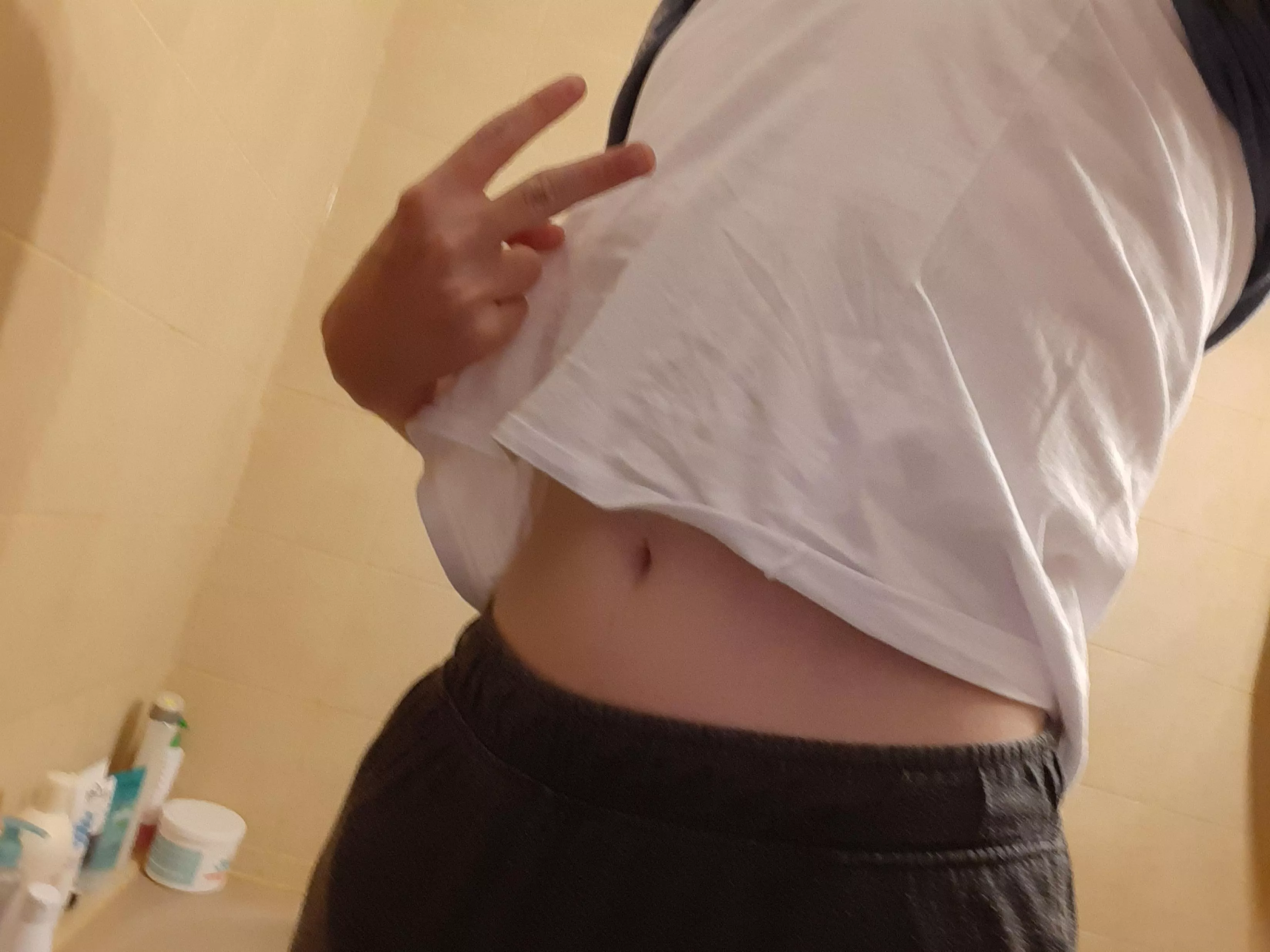 I was wondering if anyone missed my tummy... (Dms open I guess)