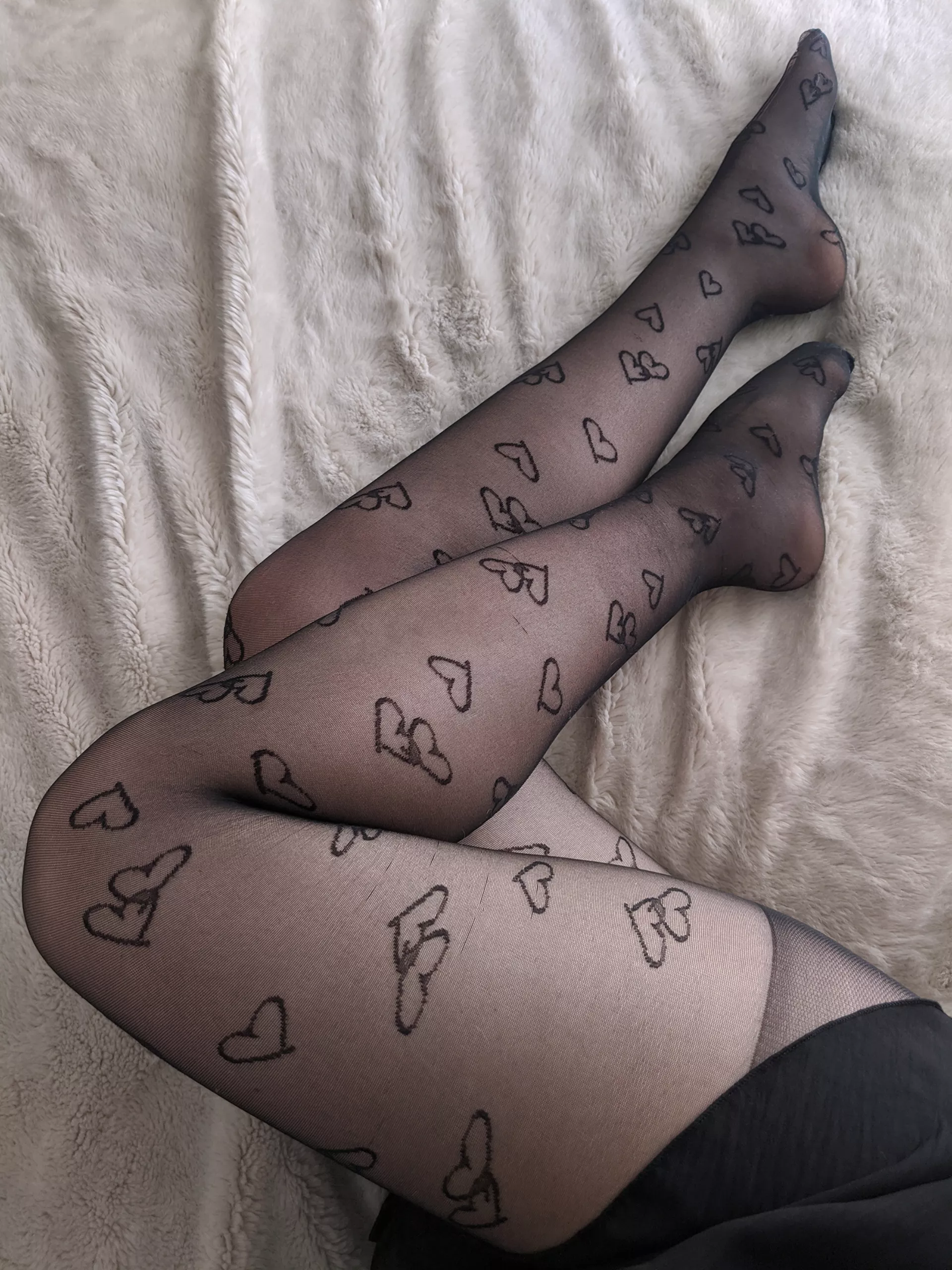 I wear these when I want to feel sweet and innocent ðŸ’• would you sneak a peak at the office?