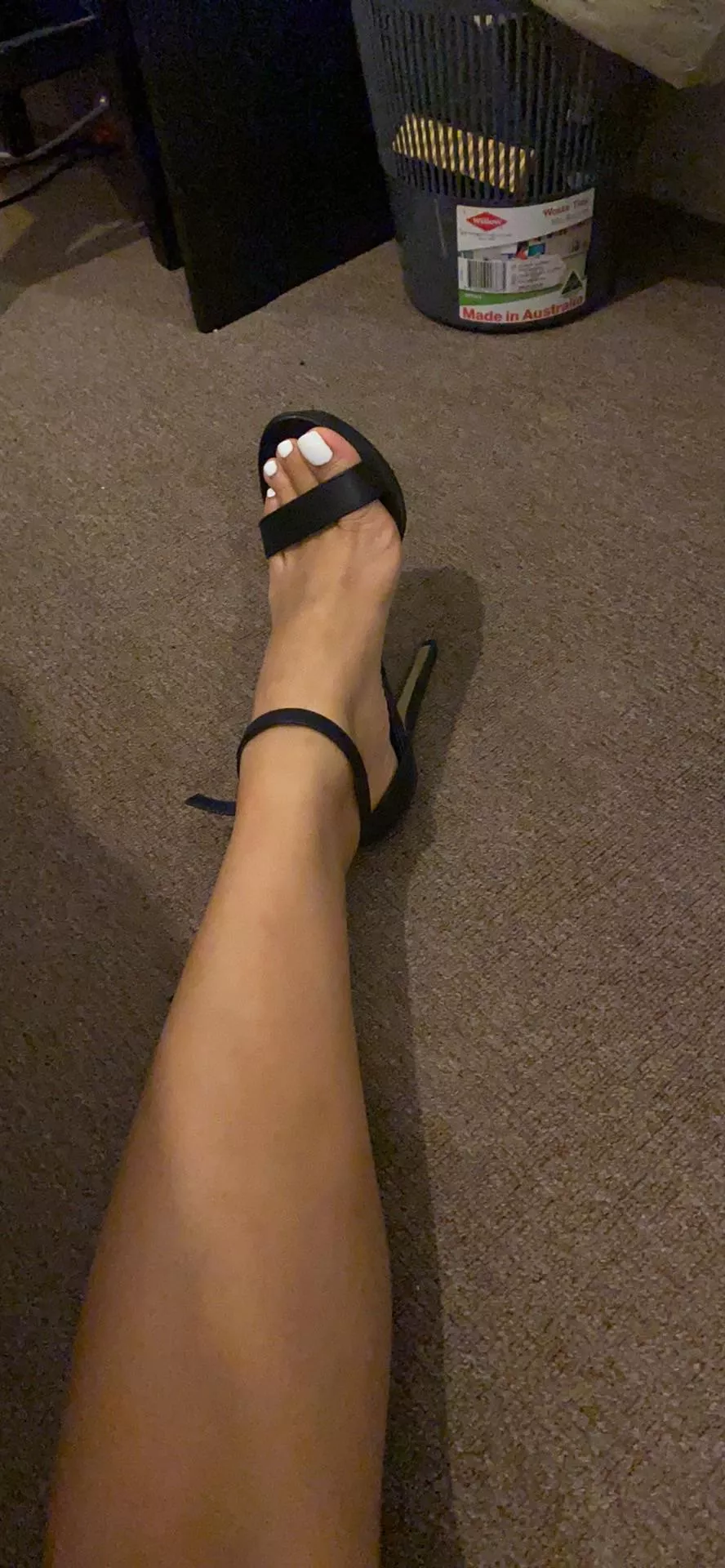 I wonder if my heels are longer than your dick.. ðŸ™Š