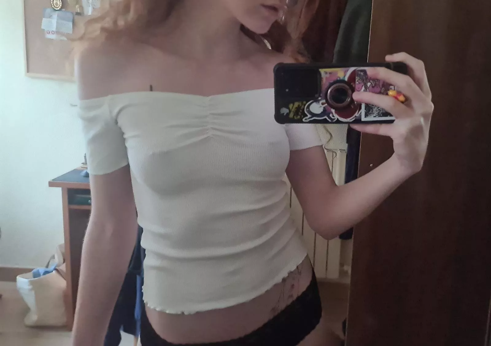 Id like to know if me, a petite redhead is welcome on this mild community [F]