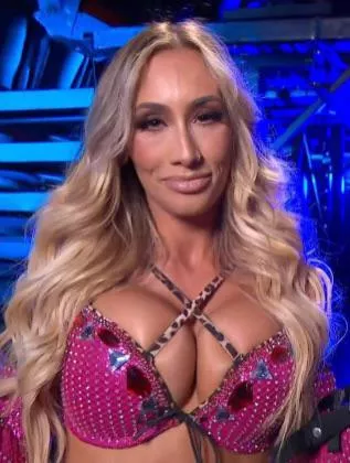 Idk how this top is holding for Carmella