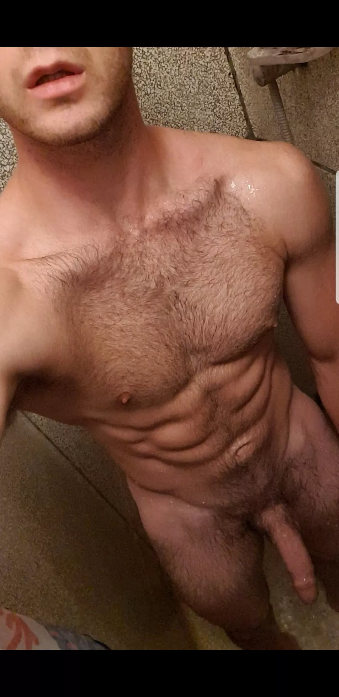 Im a 24 year old who loves to show off.