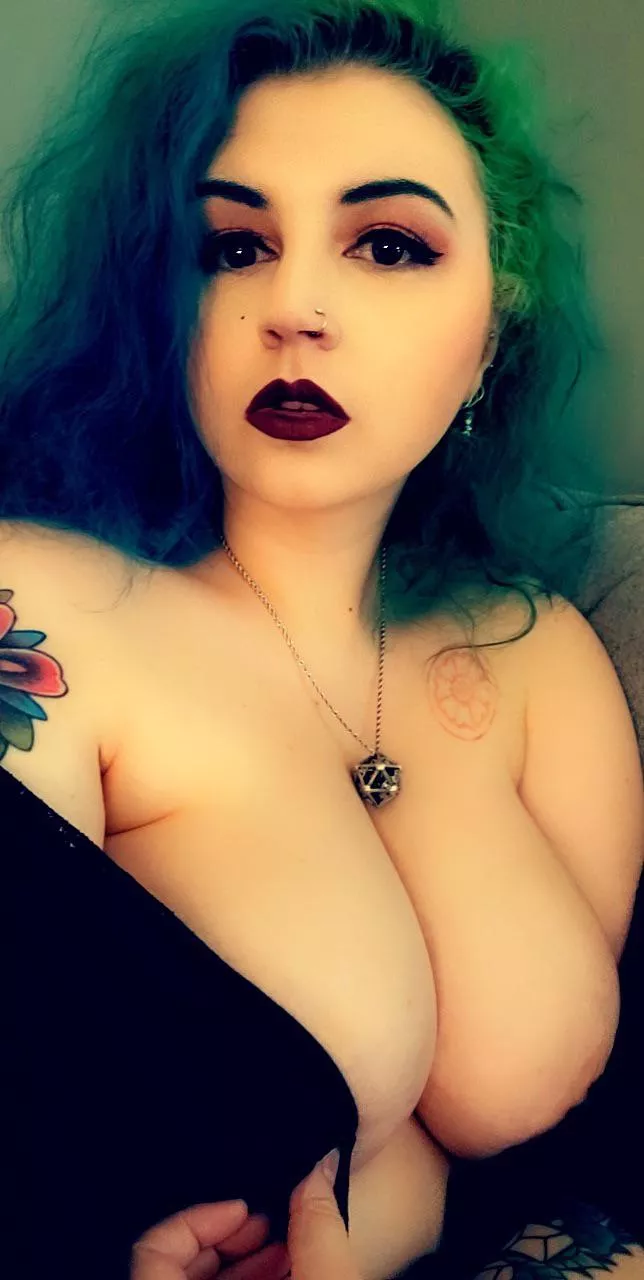 🥵 I’m dying to hear what you think of my page 🥵 New content multiple times a day, custom content available, X-rated sexting 💦 Let me fulfill your fantasies over and over 🖤🖤🖤