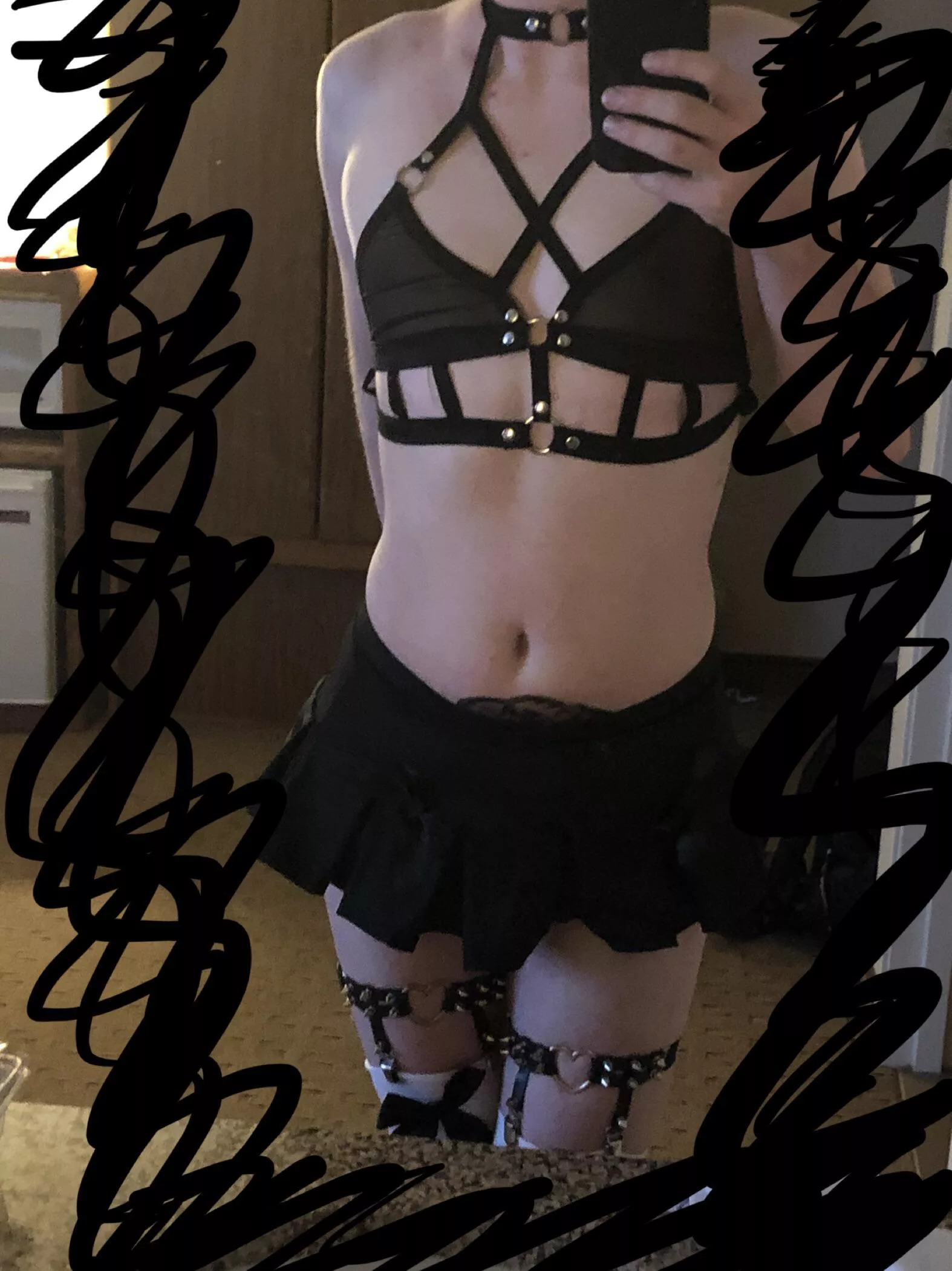 im gonna be fucked for the first time tonight aaa ❤️ is my outfit ok >.<