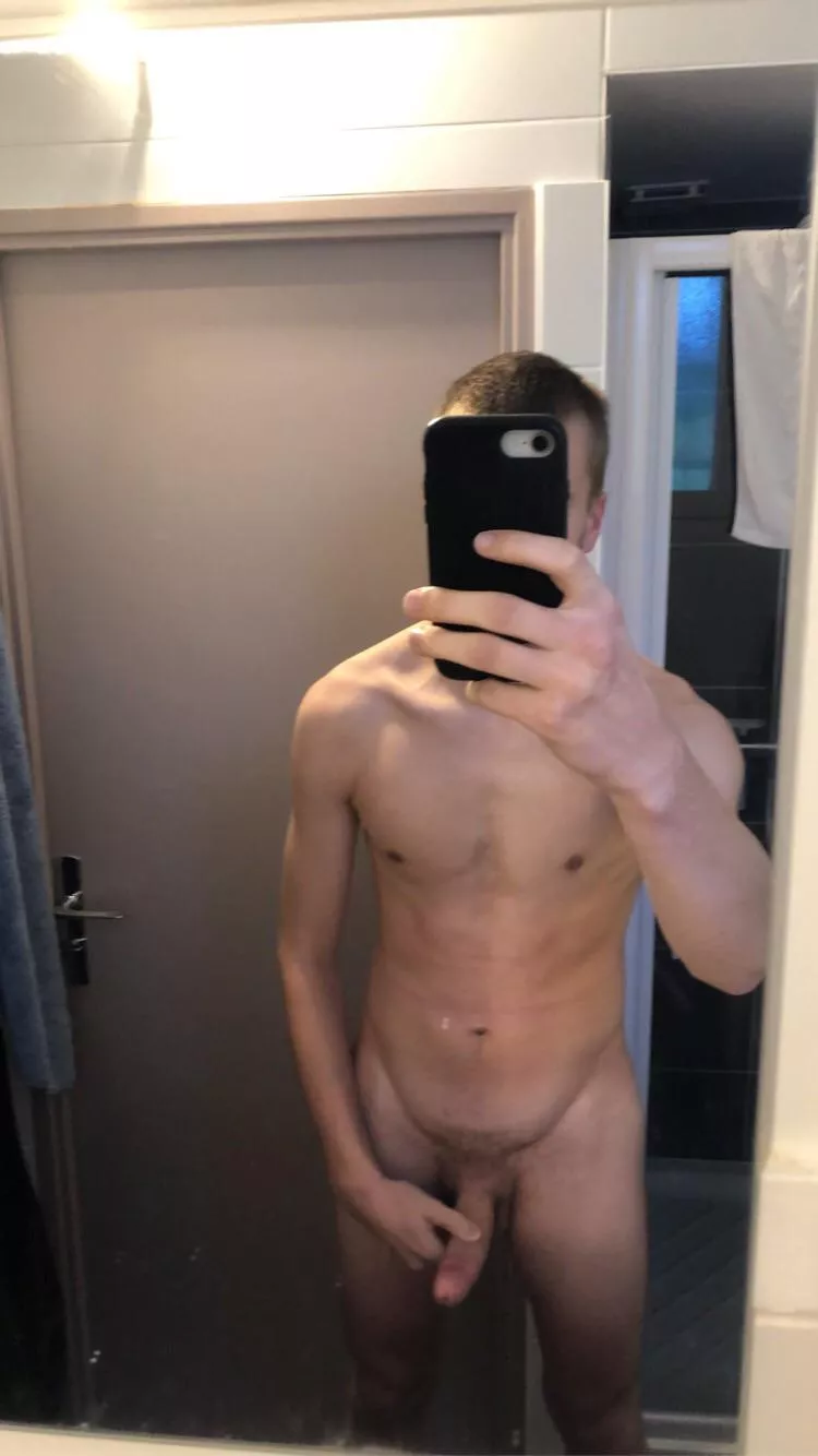 I(m) not the fittest but I do my best at gym