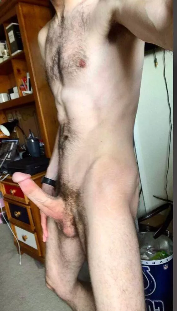 Iâ€™m your slim hairy next door boy :)