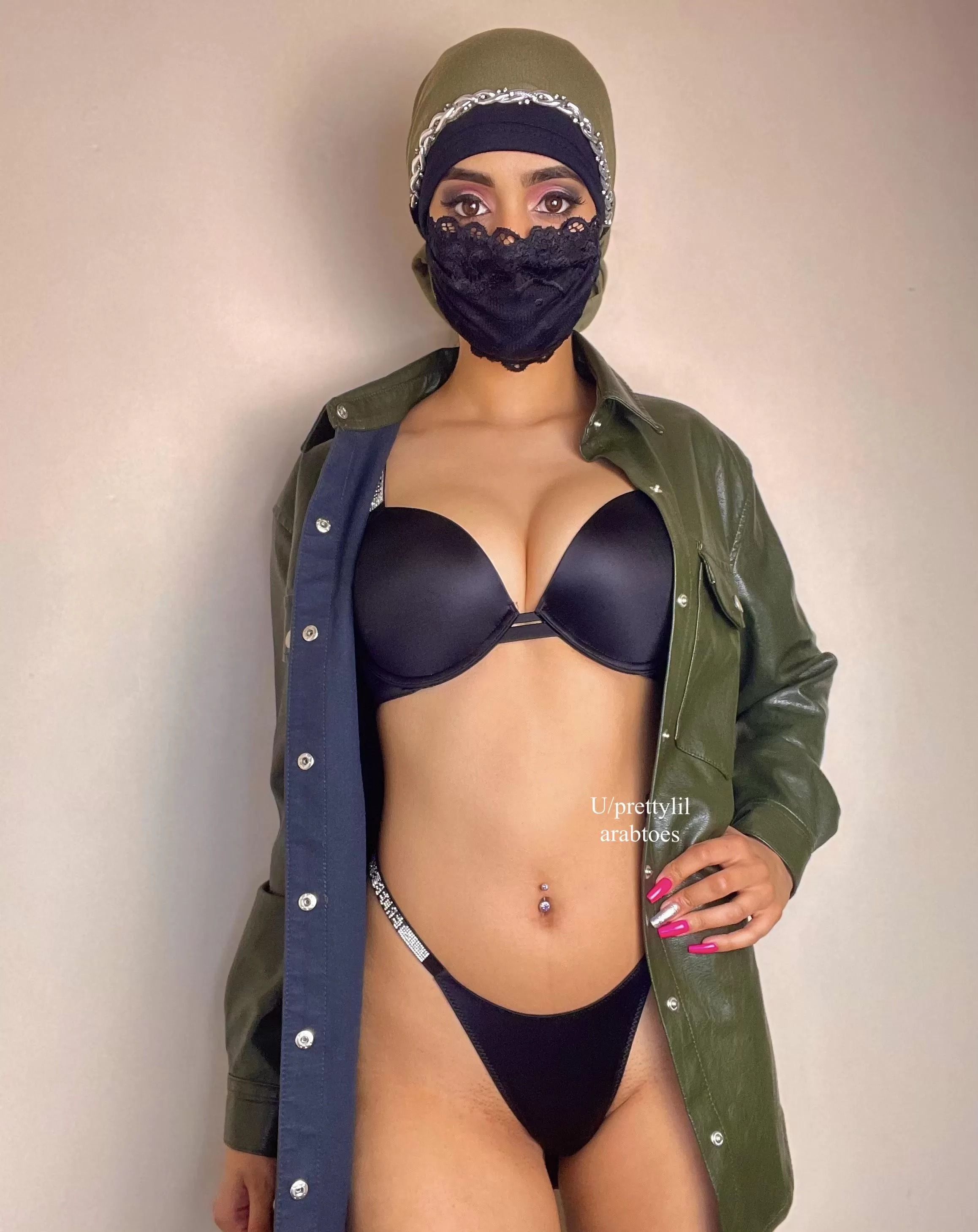 In front of my strict Muslim parents I wear an abaya, but for Reddit I show off what I wear underneath😋🤫