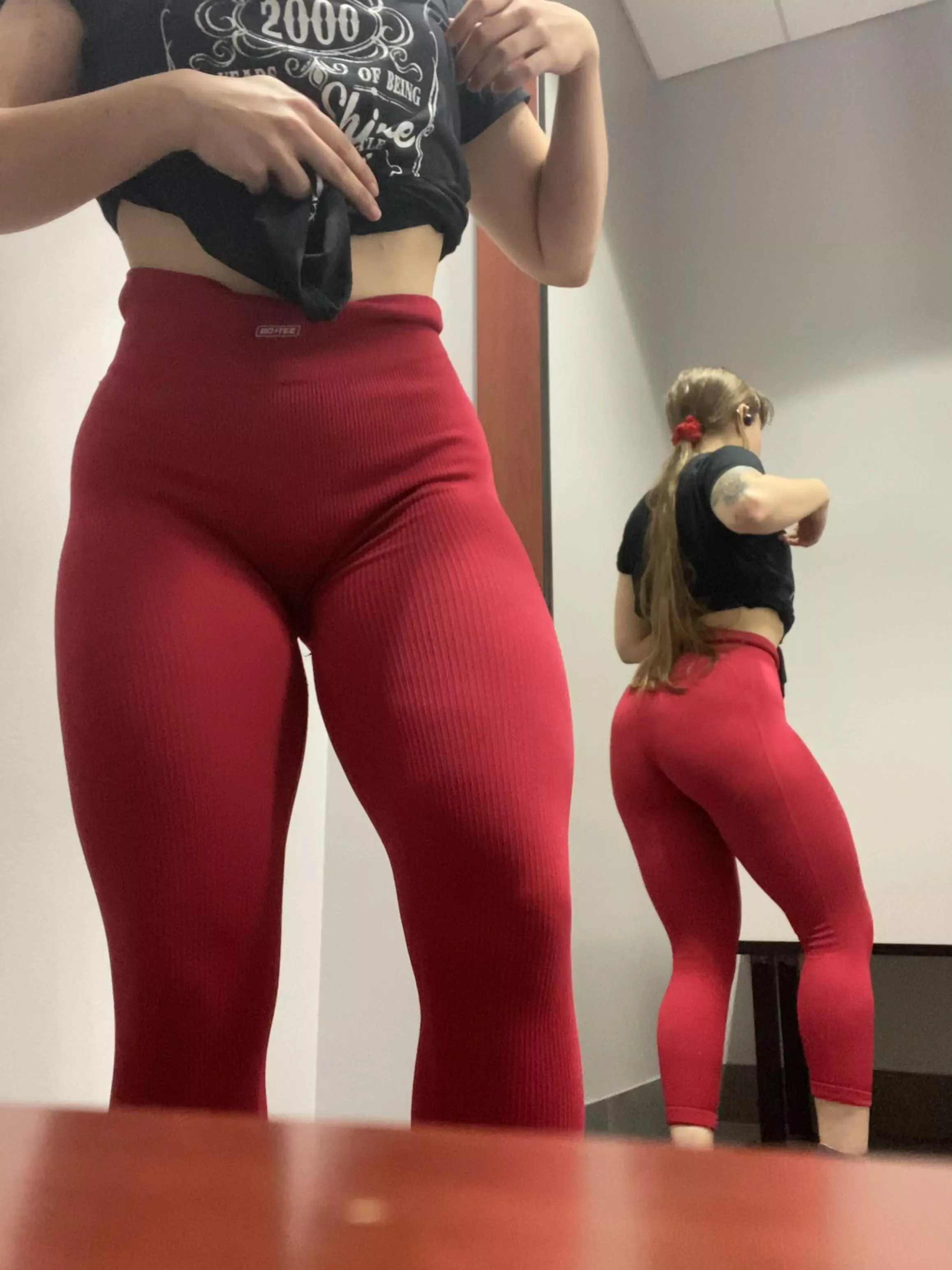 Is red my color 🥺💗? [oc] [fitgirl] [follow]