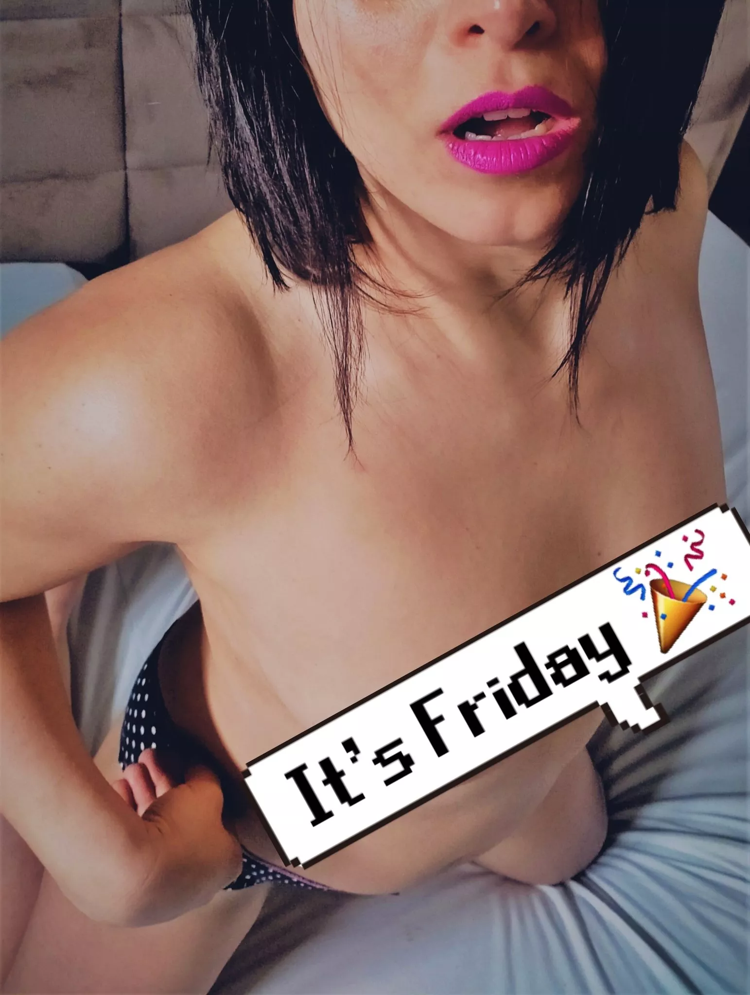 IT'S FRIDAY AND IM HORNY AF ðŸ˜ˆ FREE 30 DAYS TRIAL