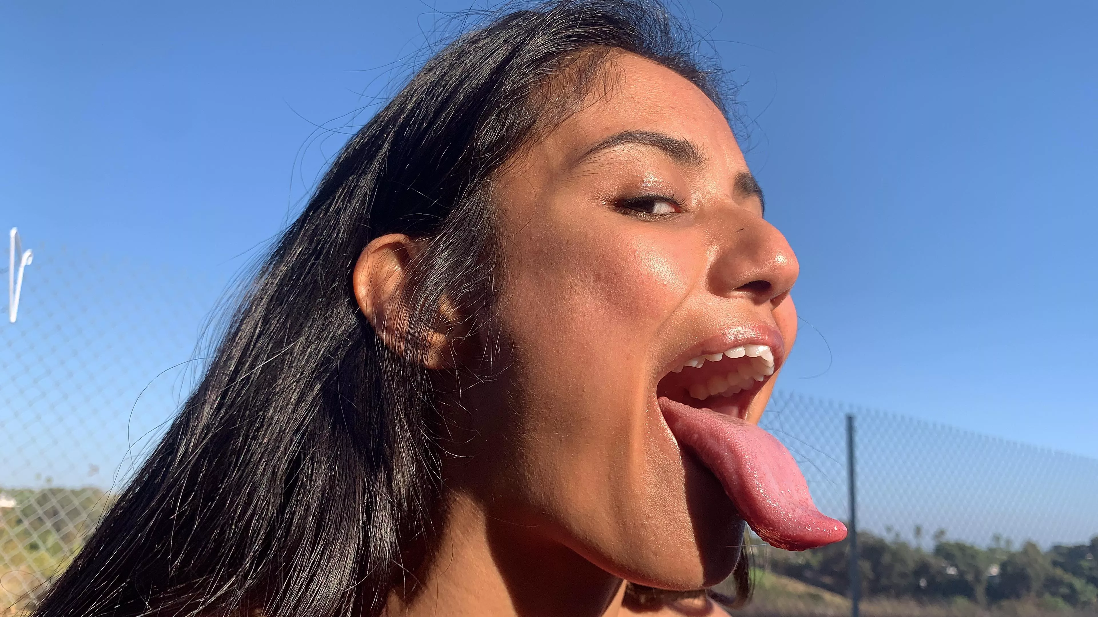 Iâ€™ve always been told Iâ€™ve got a really long tongue ðŸ˜›