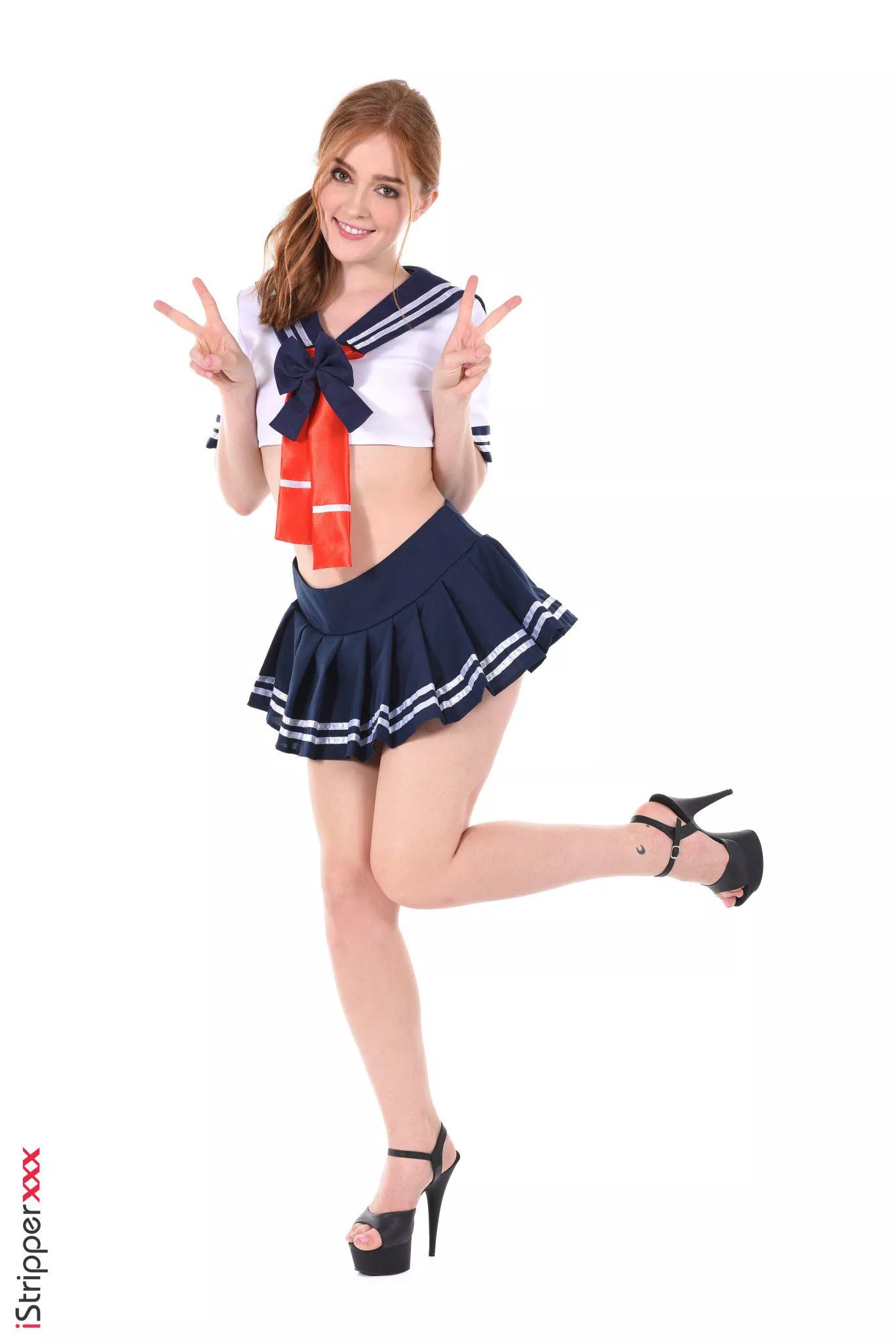 Jia Lissa - Schoolgirl