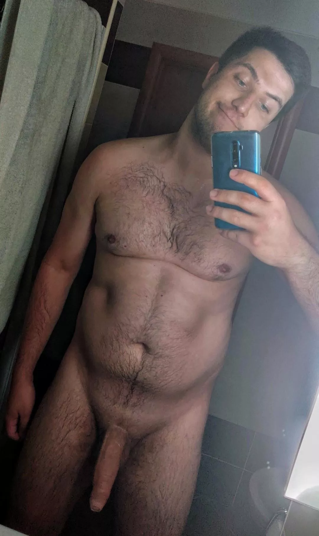 Just a freshly single softie here [M]23, 6'7, 250lbs