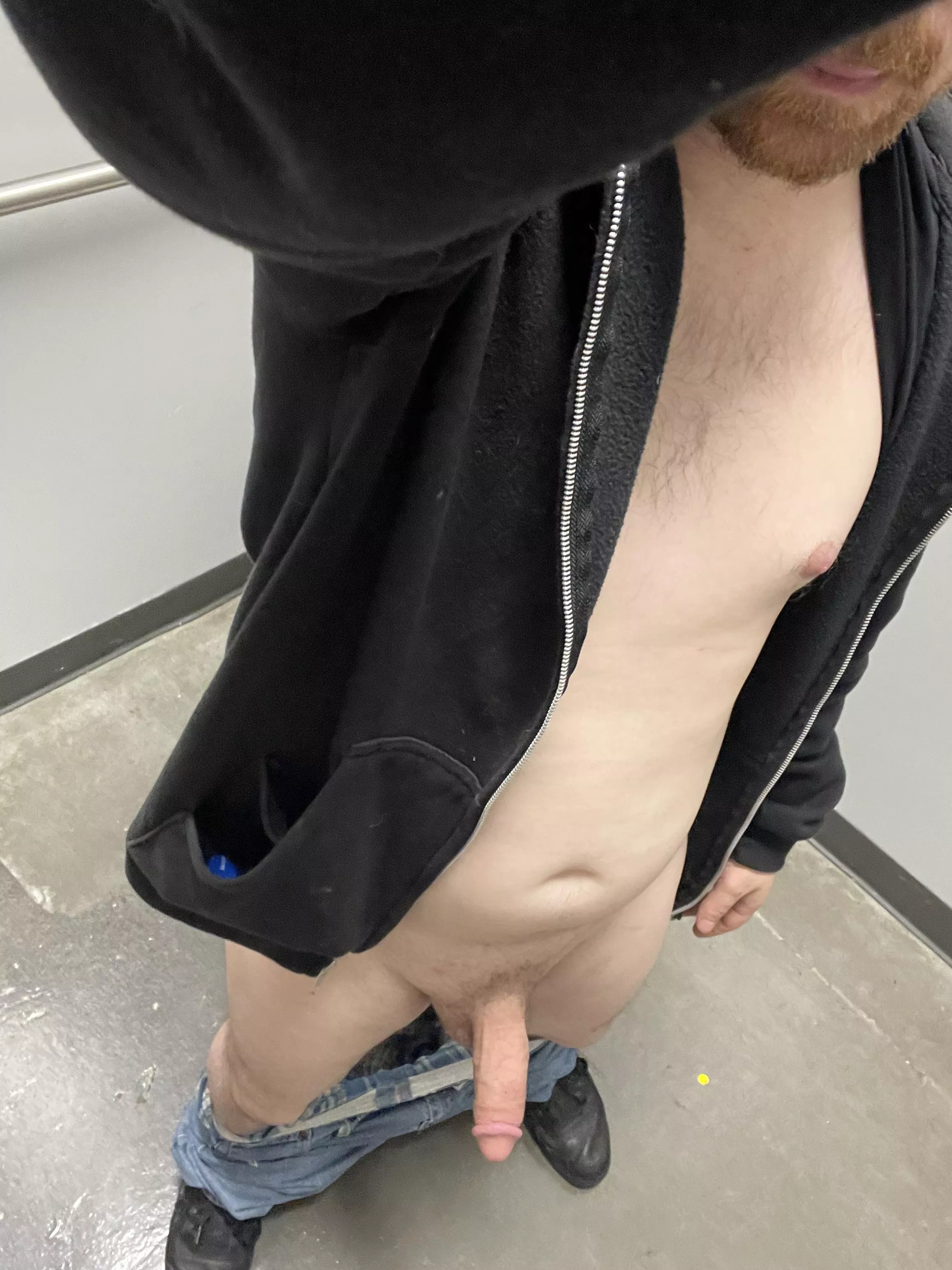 Just bored at work so took a pic dm open