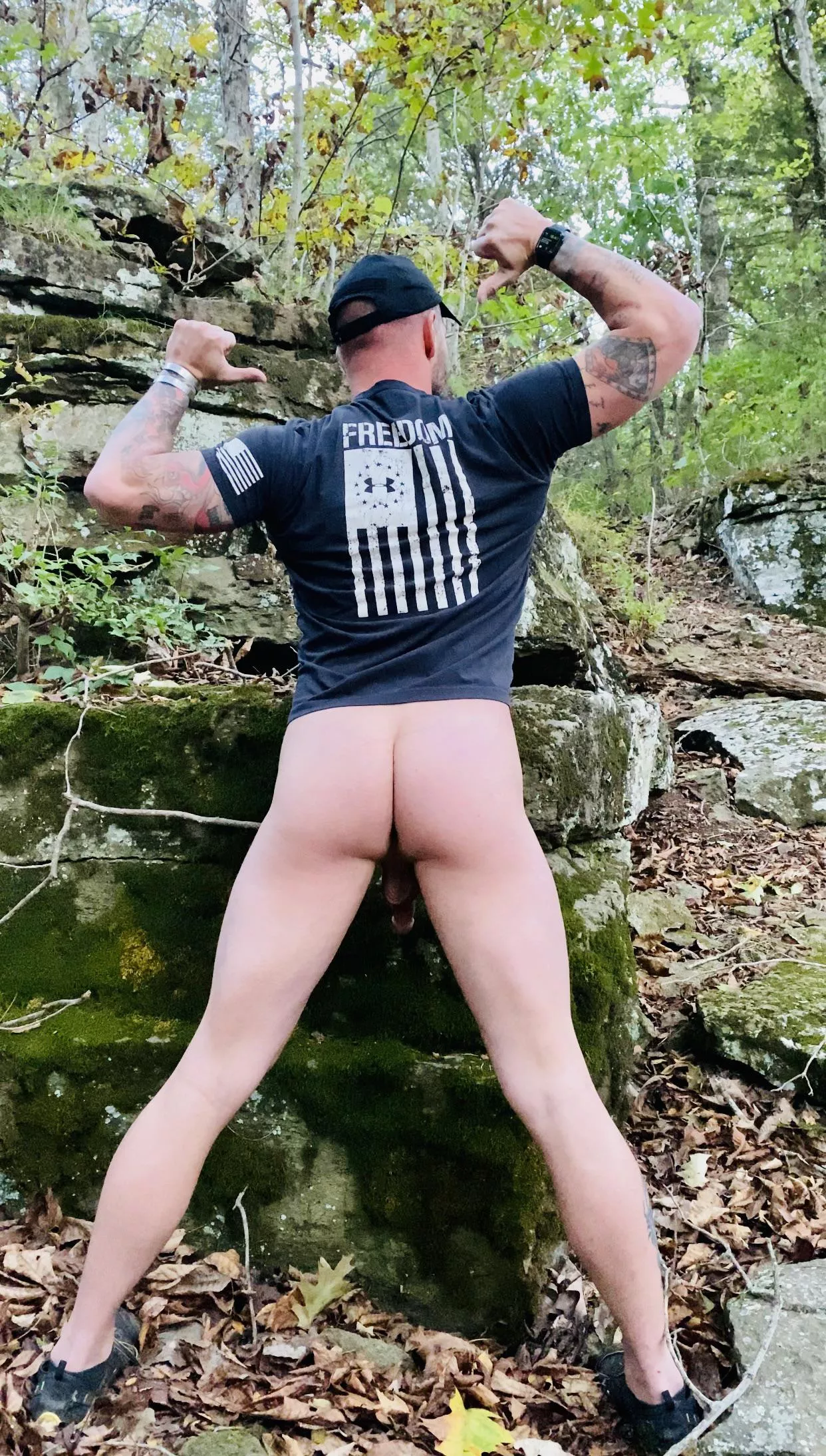 Just enjoying some FREEDOM! Hike naked, it’s the only way. (Shirt on because freedom)