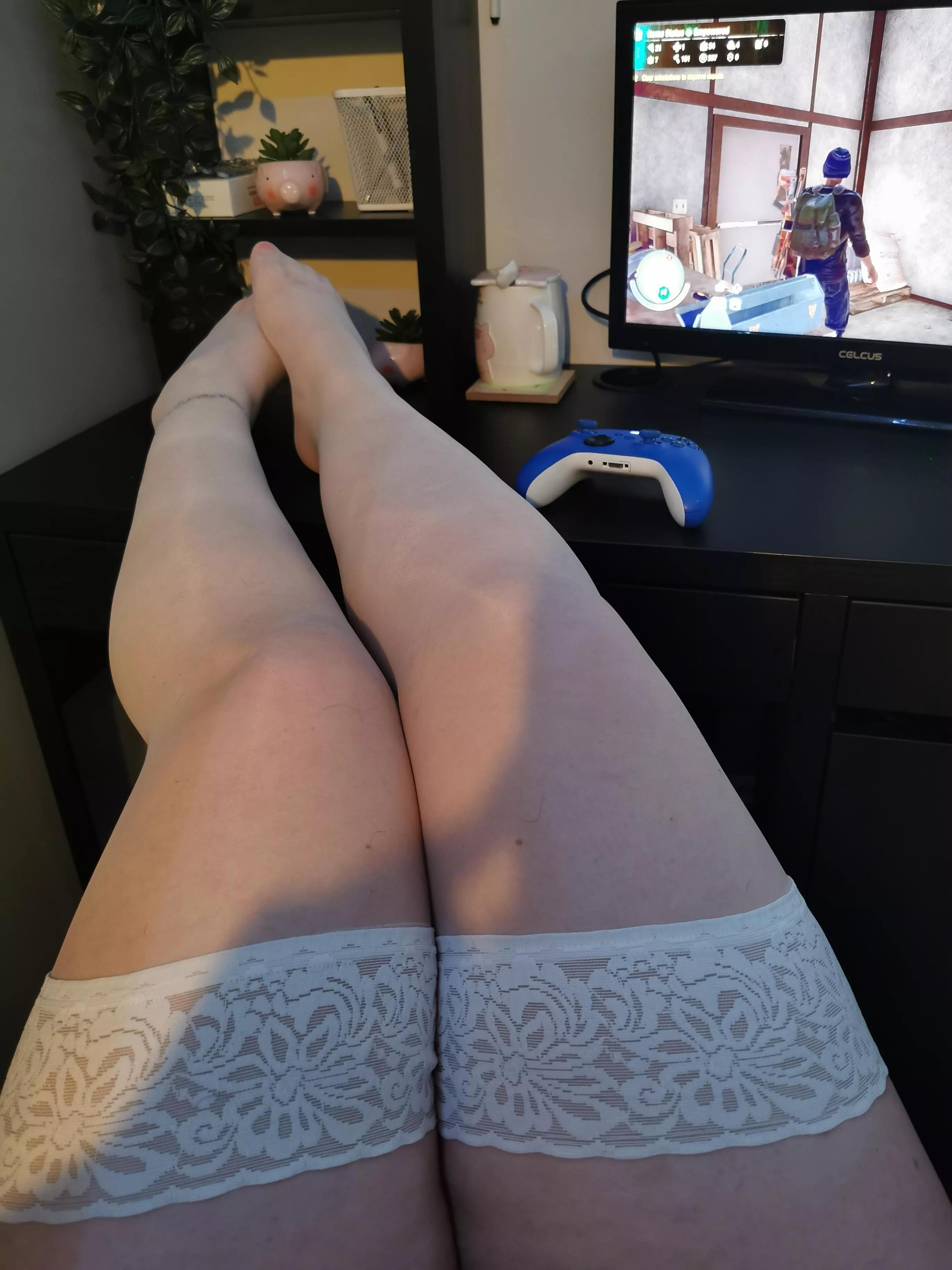 Just playing state of decay in my new stockings, what do you think of them? X