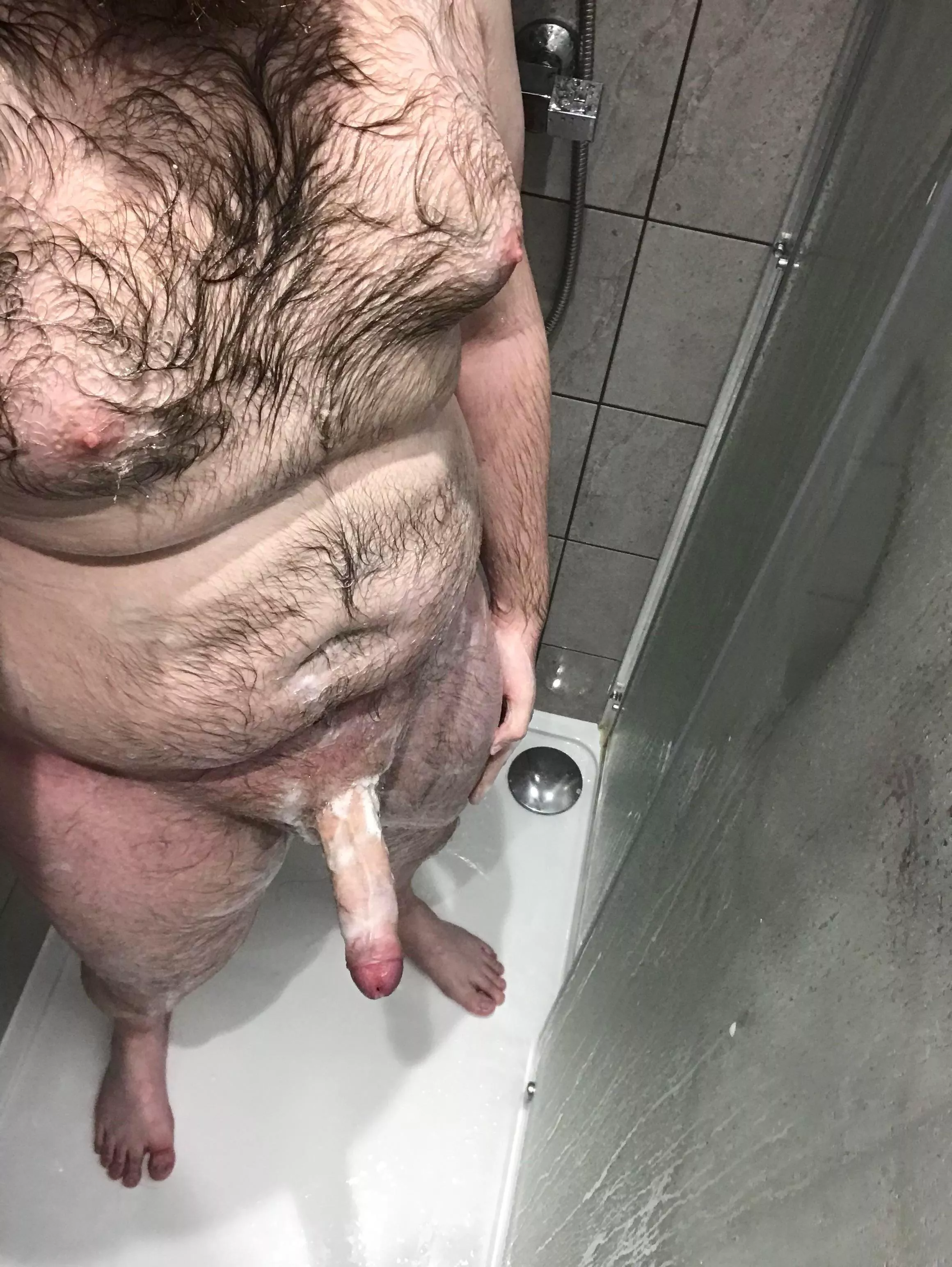 Just stumbled across this sub, hope you enjoy a little shower shot and a little fuzzy tummy