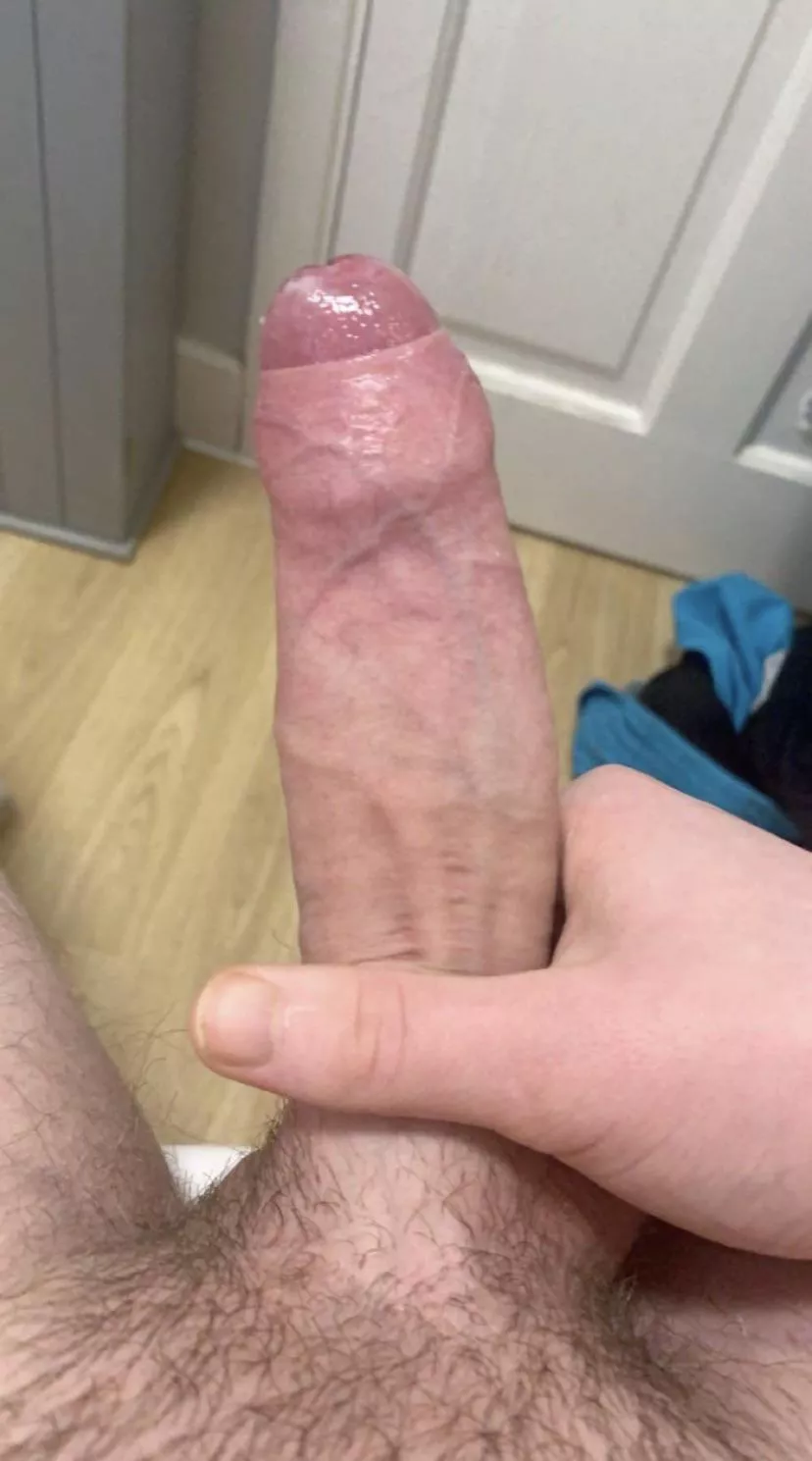 Just turned 18 and First post on here and a lil shy about my penis. Be gentle