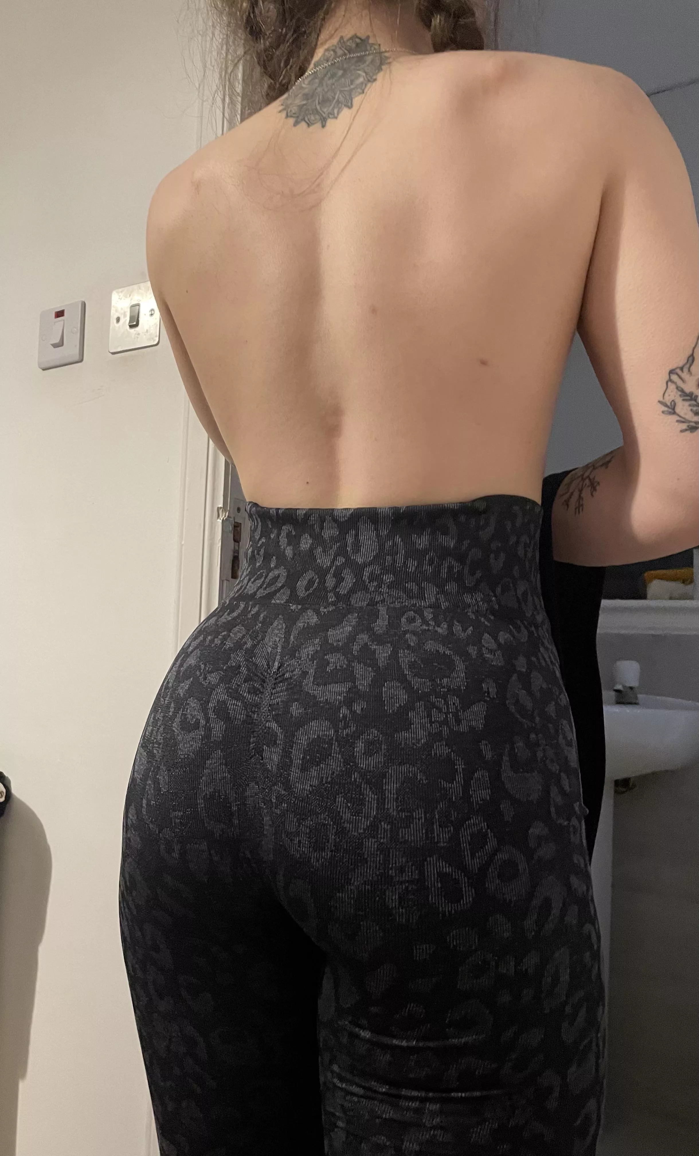 Just your amateur gym slut ðŸ˜˜