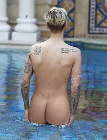 Justin Bieberâ€™s ass