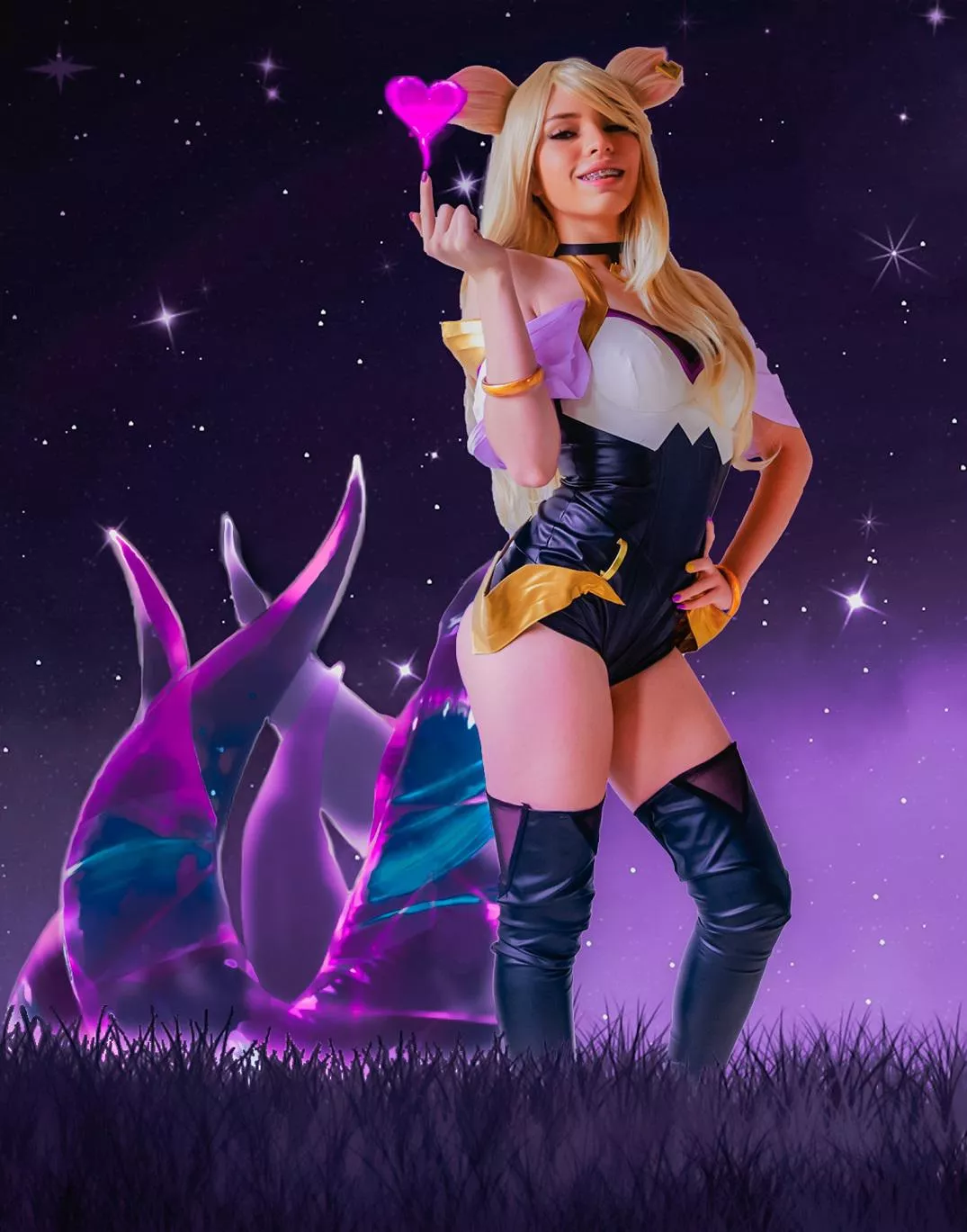 KDA Ahri from League of Legends by Ale Garces