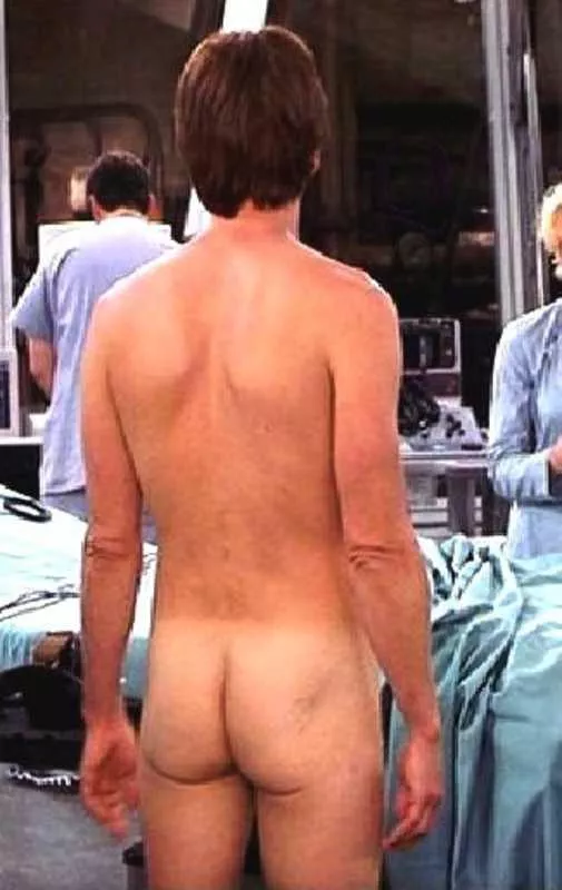 Kevin Bacon, actor naked in the 2000 film Hollow Man.